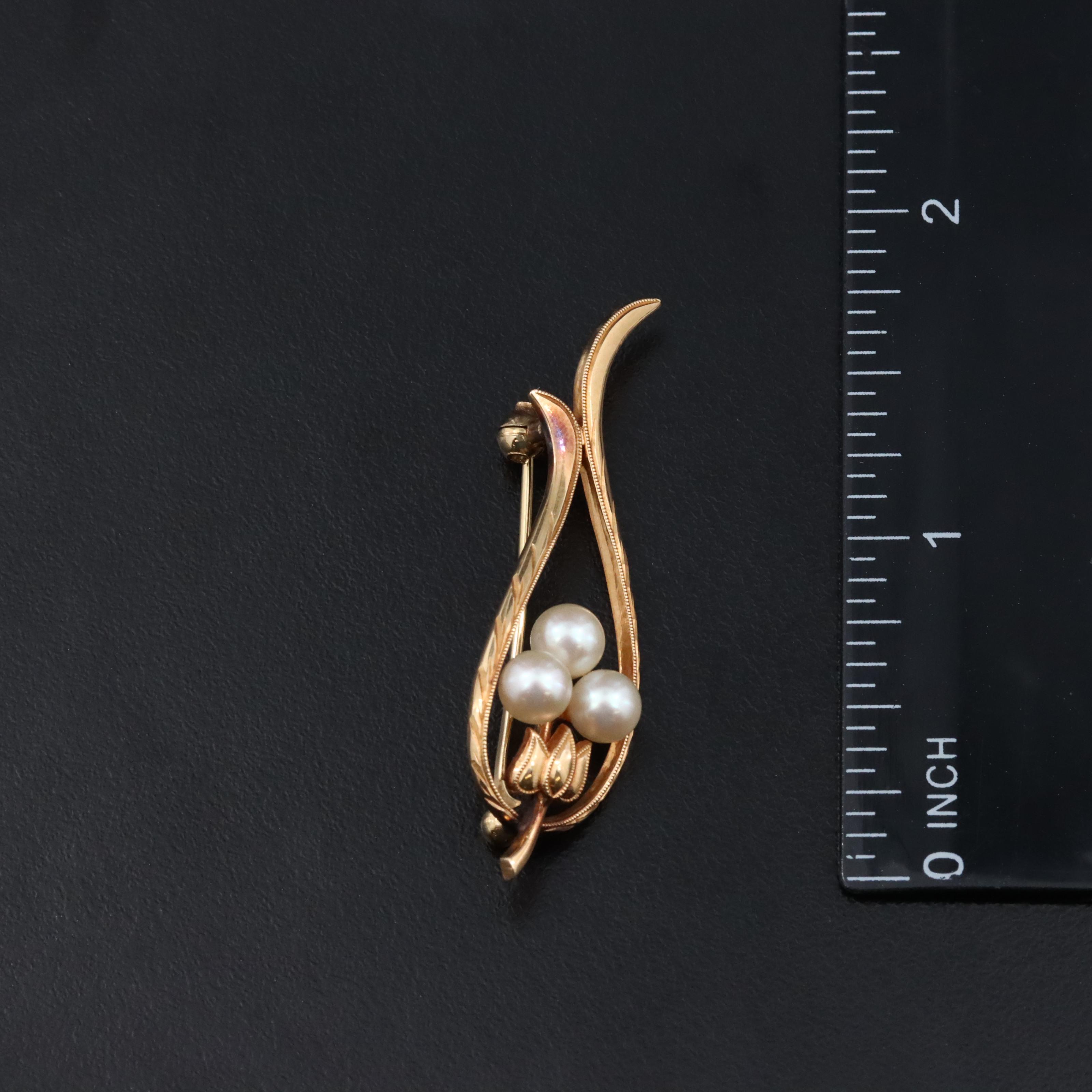 Mikimoto 18K Pearl Pod Brooch