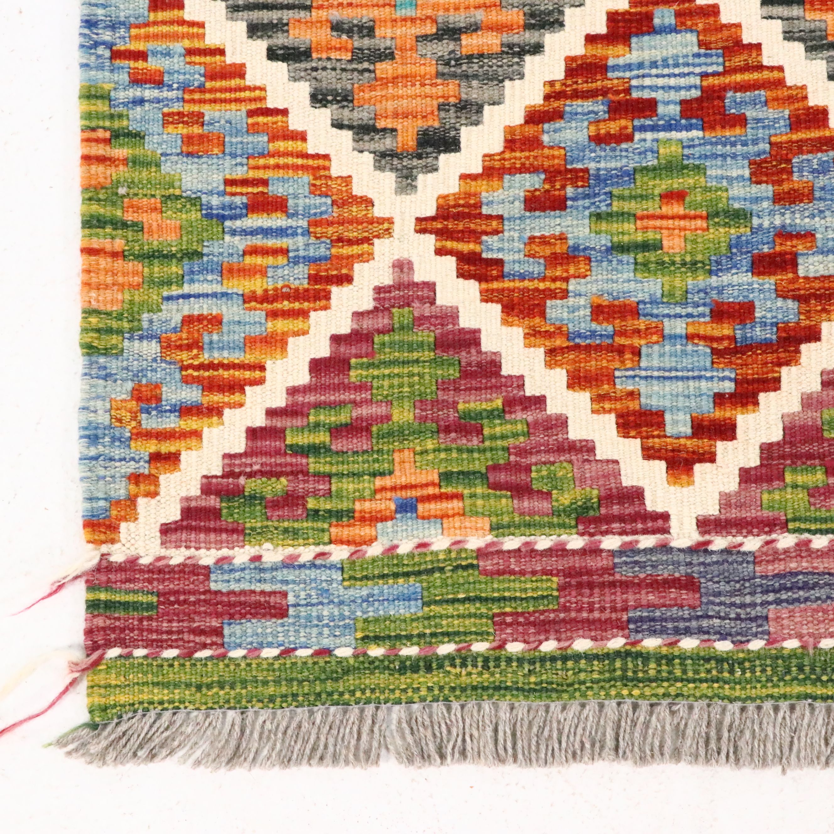 5'8 x 8'9 Handwoven Pakistani Kilim Area Rug