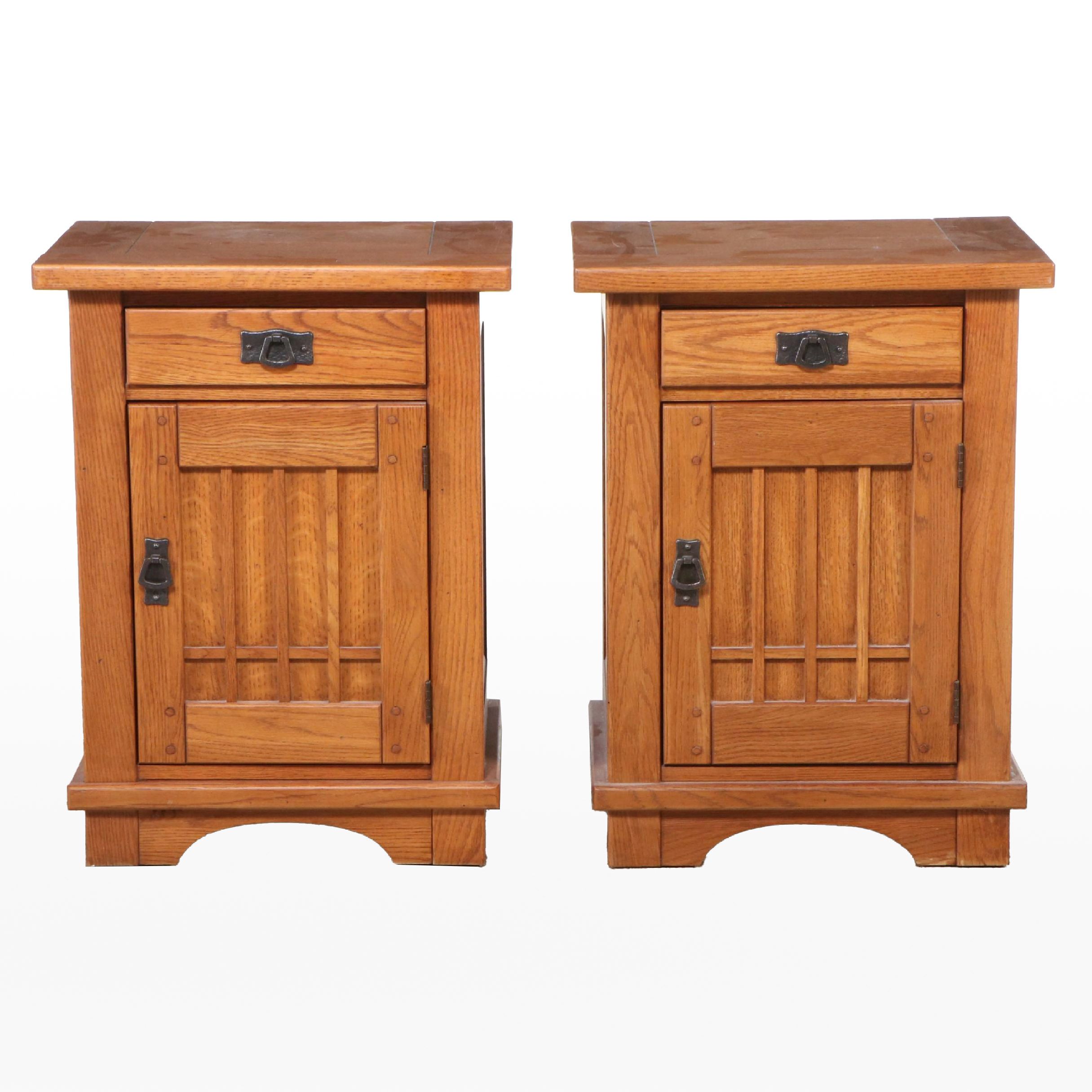 Arts & Crafts Style Oak Nightstands