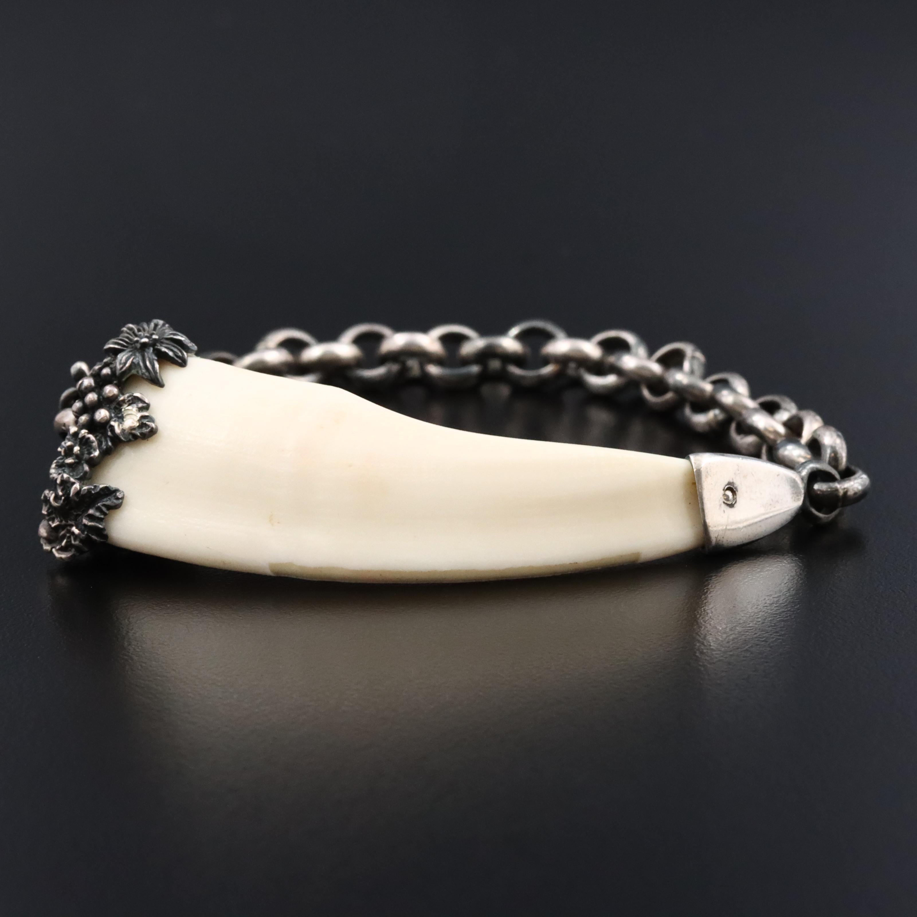 Ugo Cacciatori Sterling Tusk Bracelet
