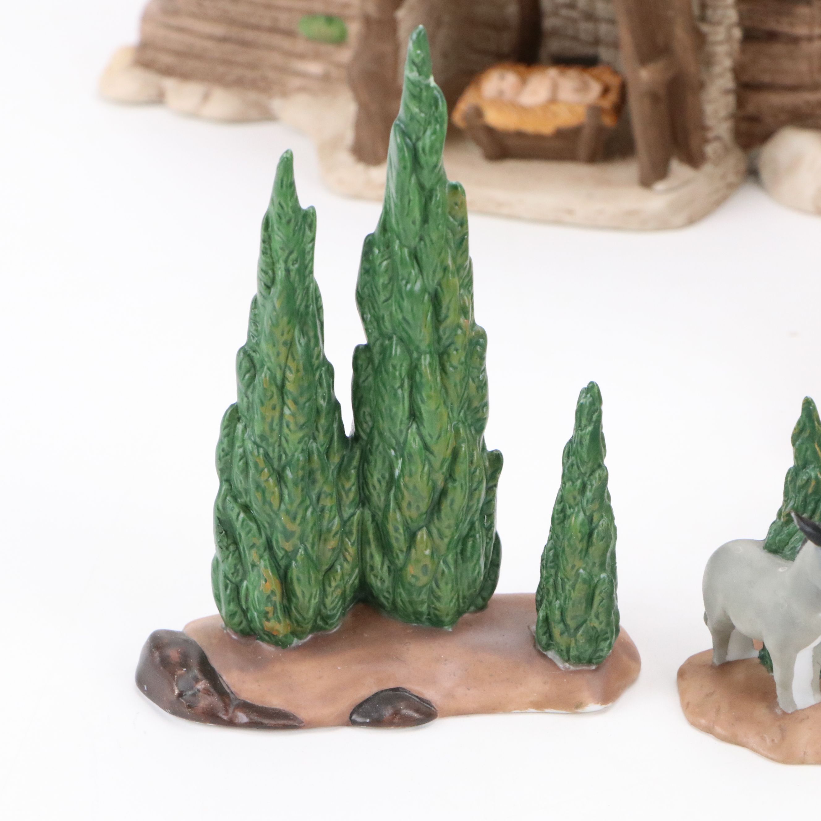 Dept. 56 Heritage Village Collection "Little Town of Bethlehem" Porcelain Set