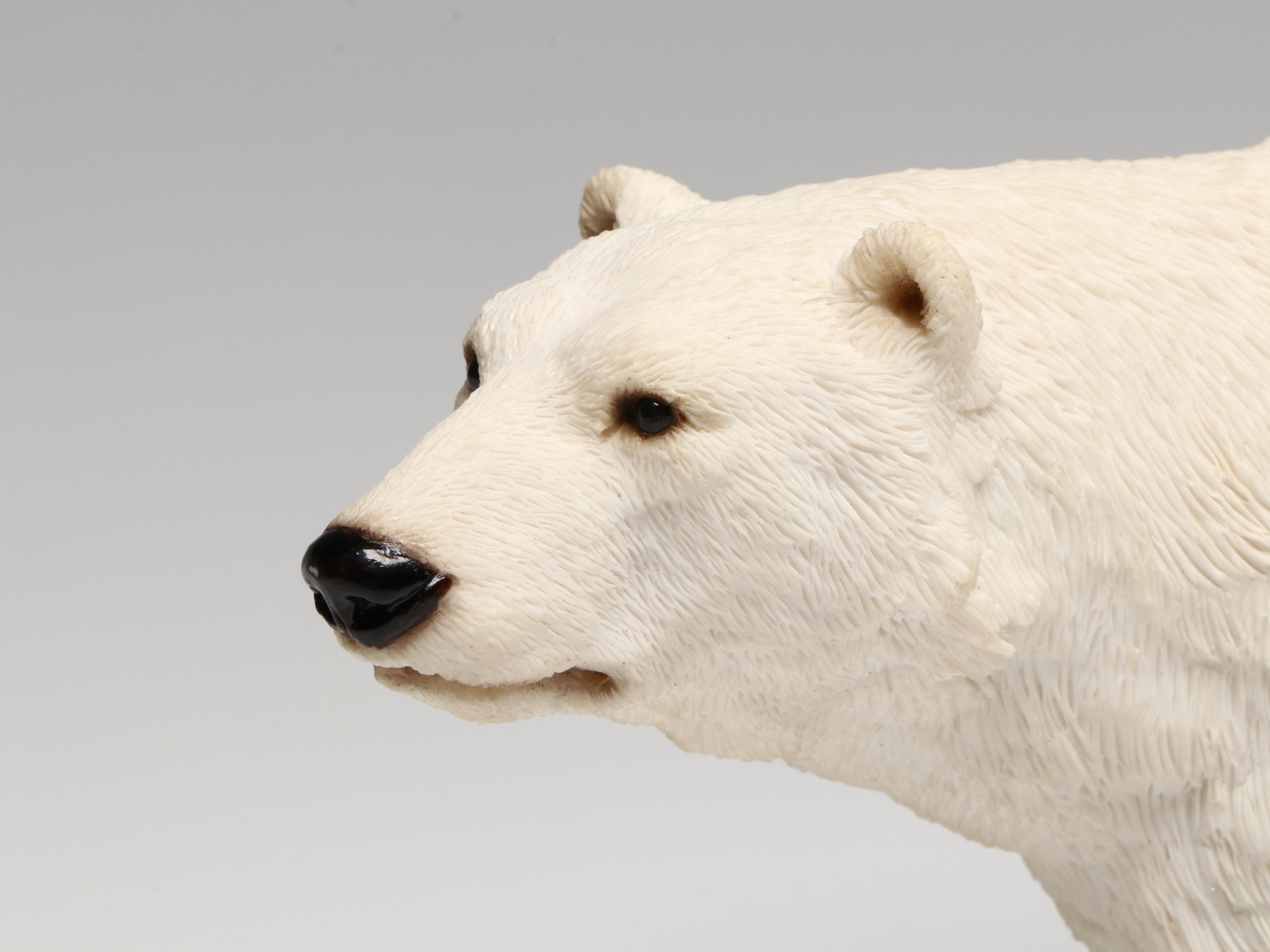 United Design Limited Edition "Into the Wind, Victorian" Resin Santa Figurine