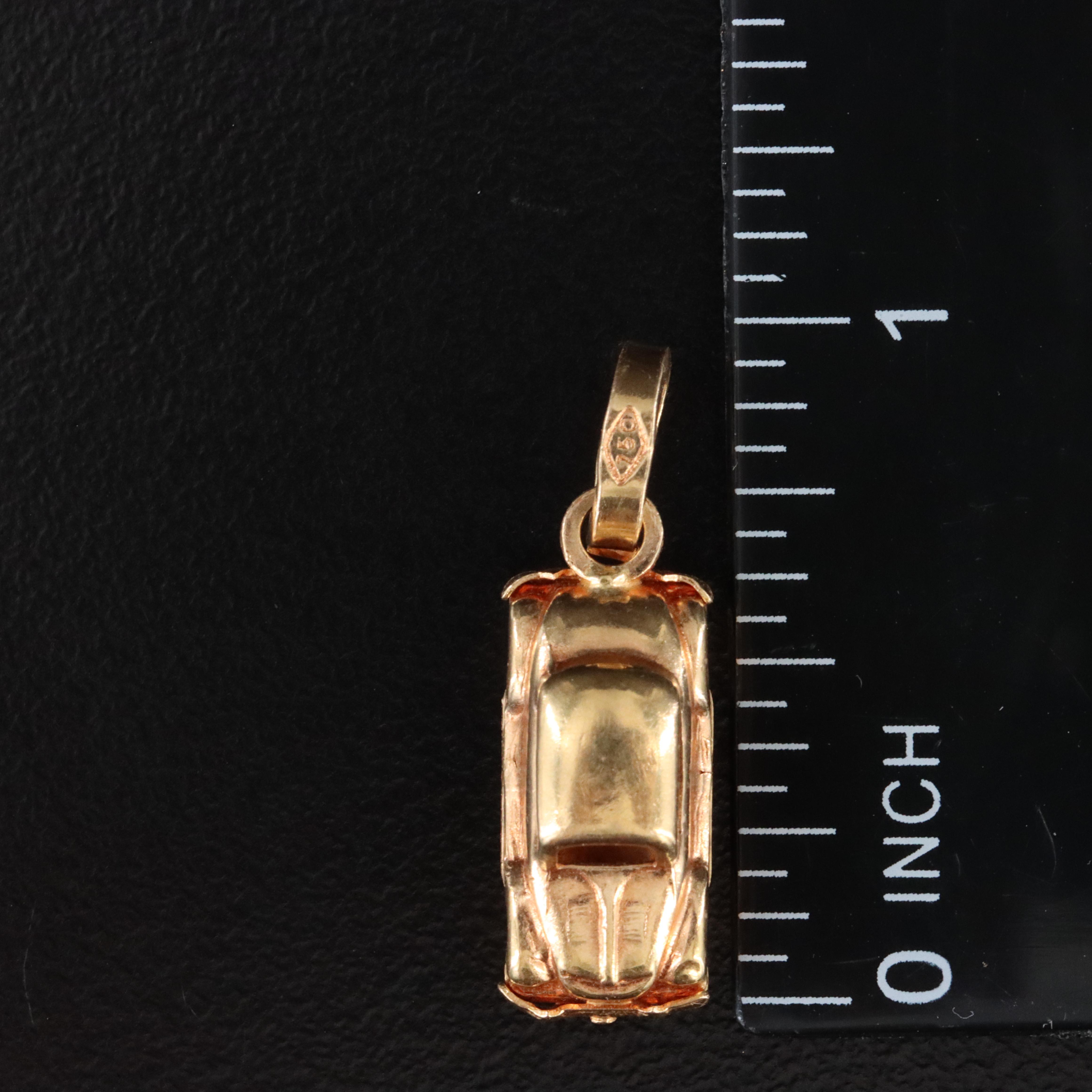 18K Roadster Car Charm