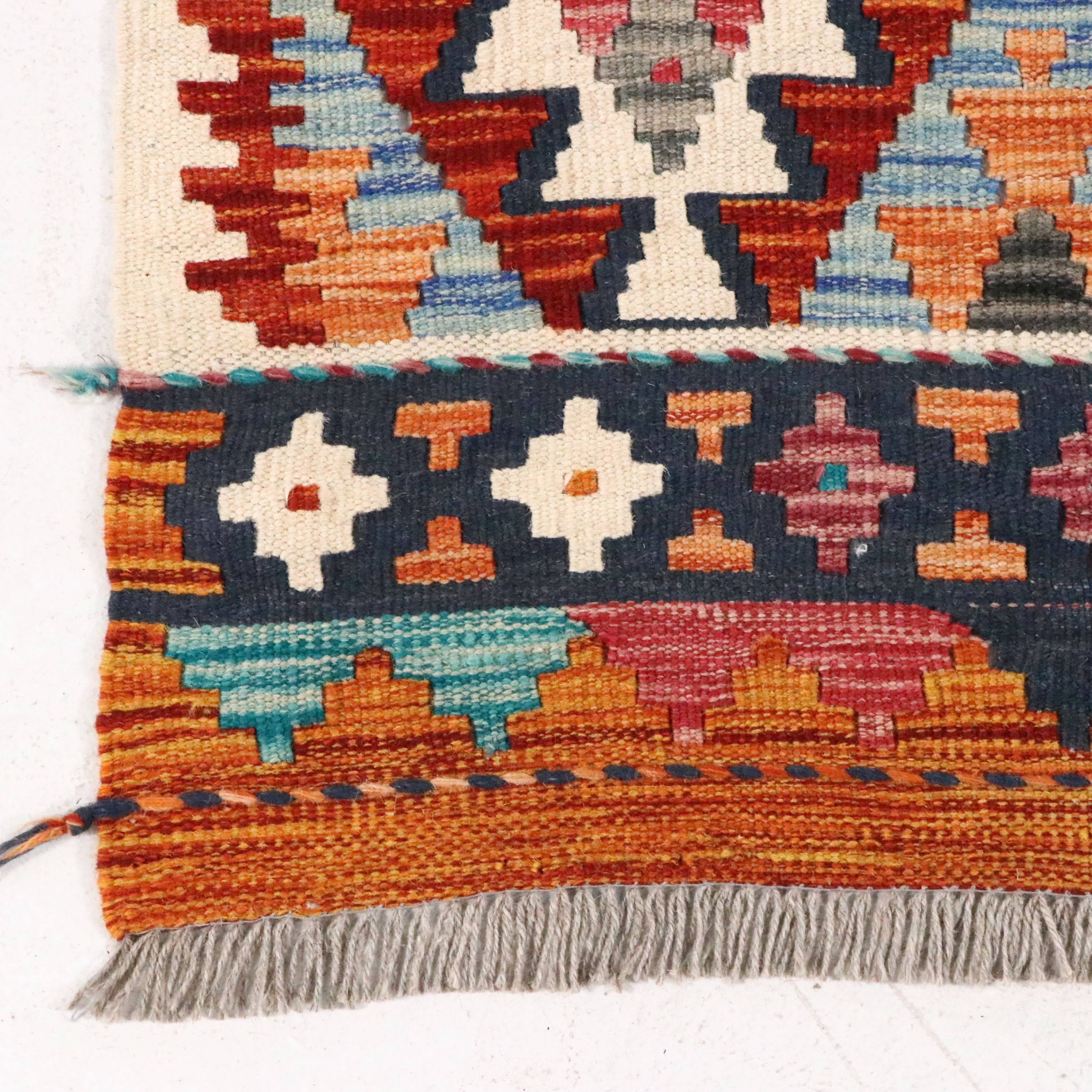 2'11" x 15'9" Handwoven Pakistani Kilim Runner