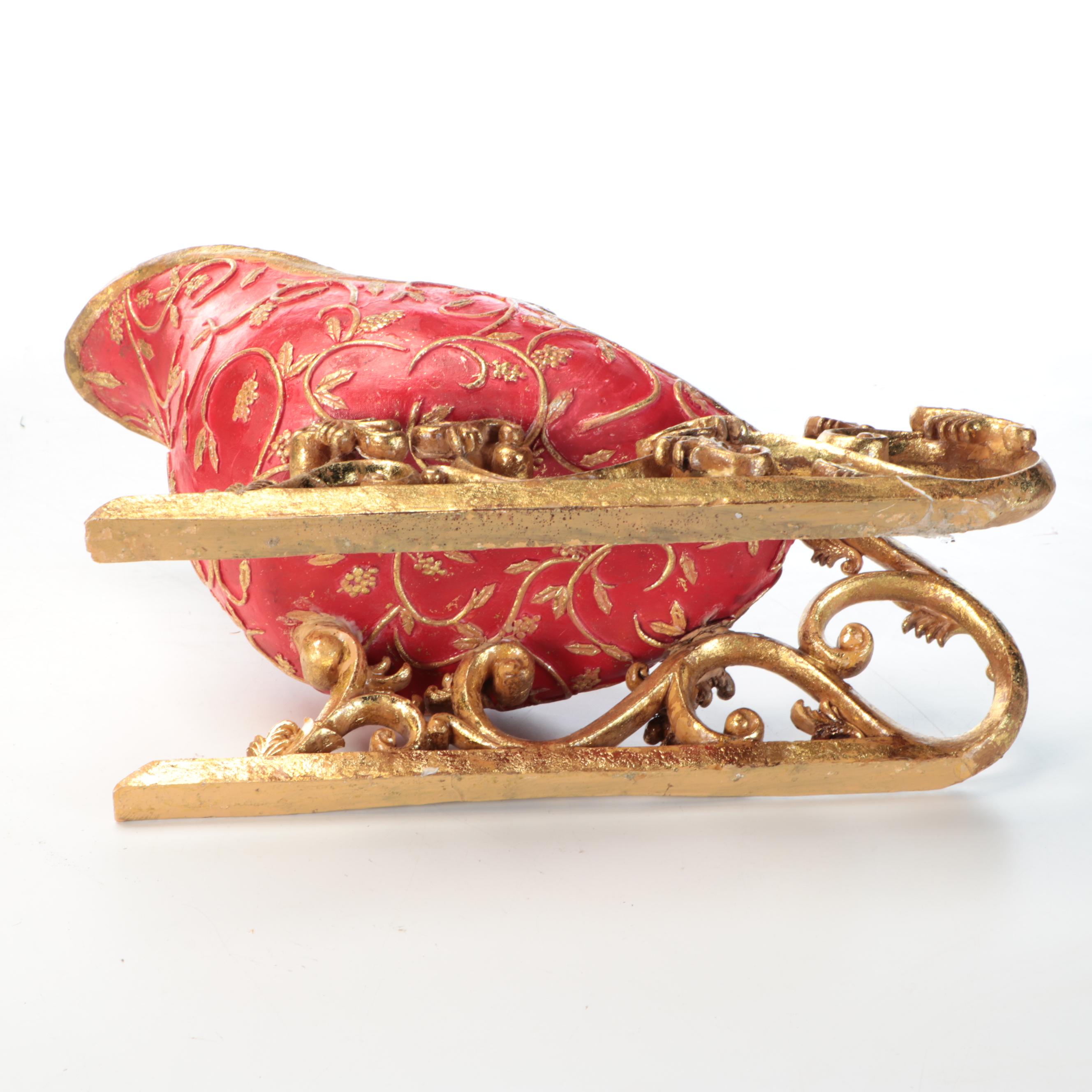Santa's Sleigh with Christmas Tree and Yankee Clipper Sled