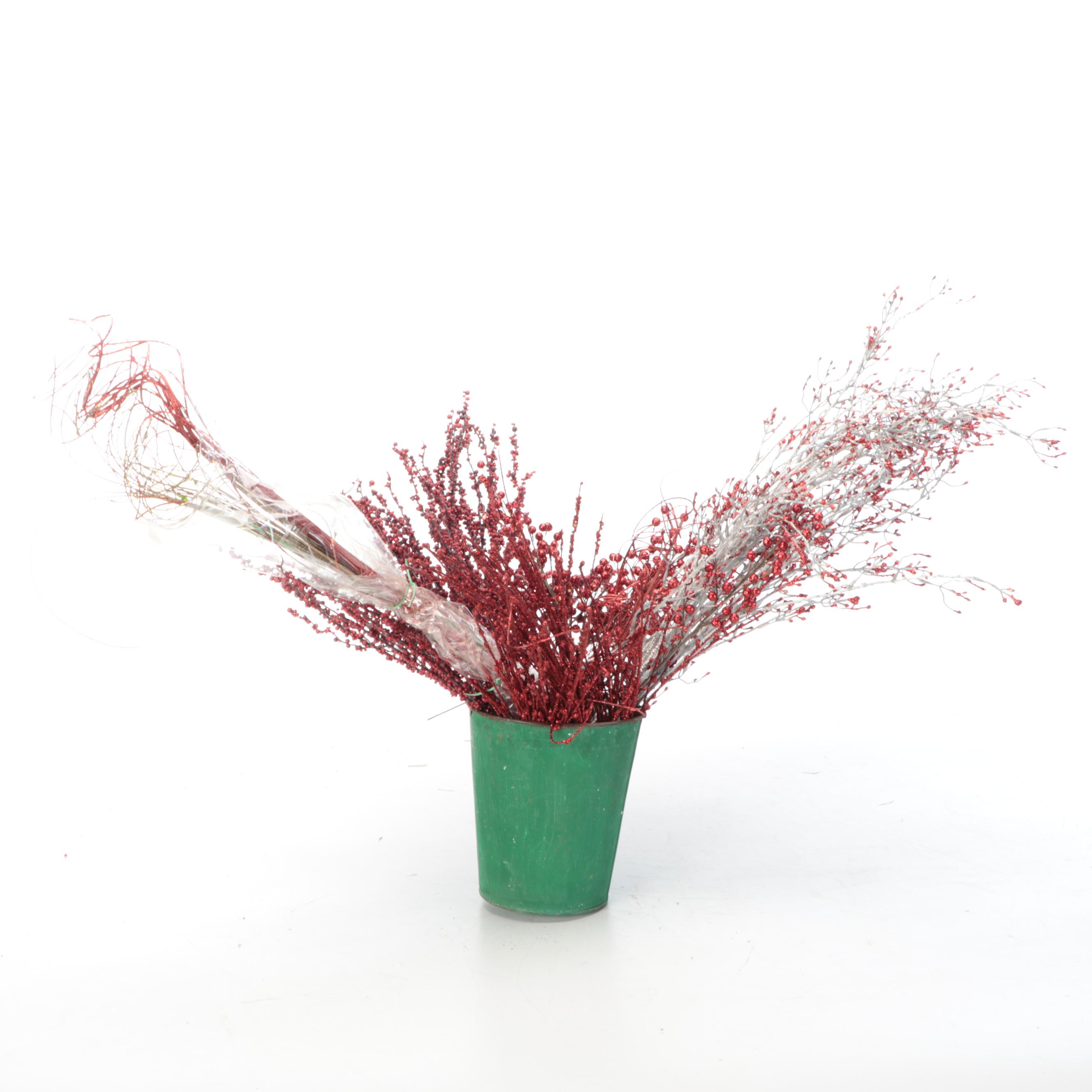 Santa's Sleigh with Christmas Tree and Yankee Clipper Sled