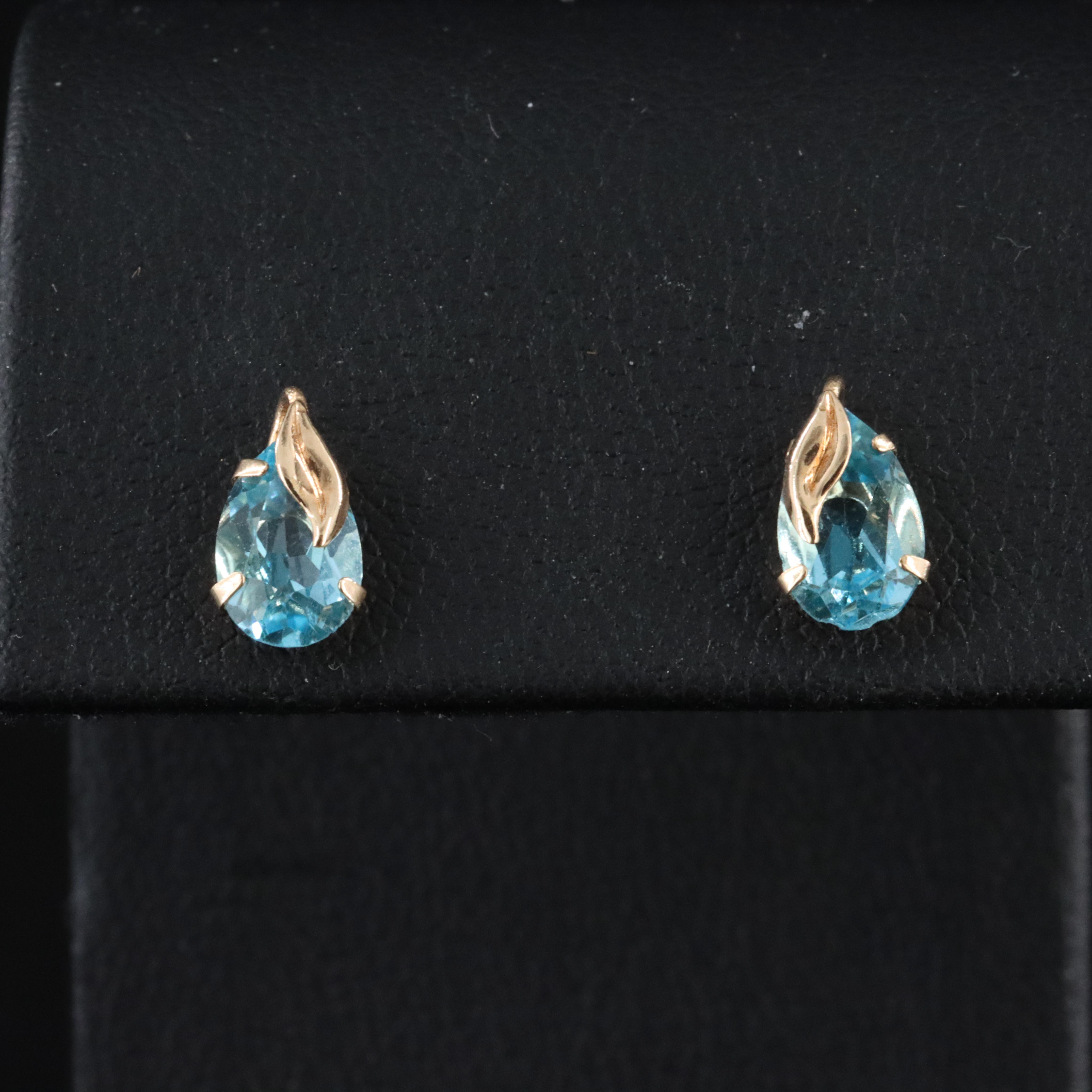 10K Foliate Topaz Stud Earrings