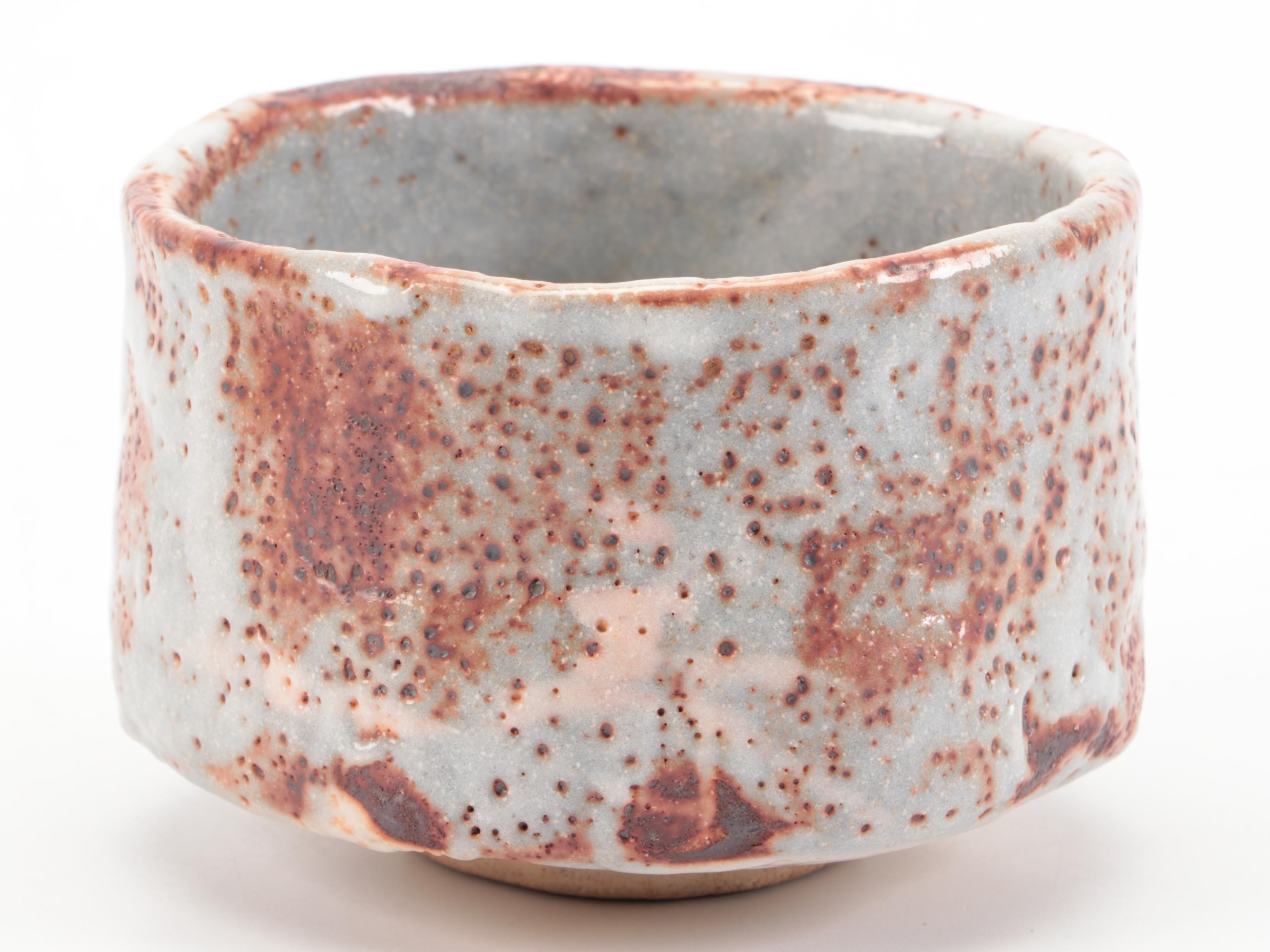 Japanese Ichi Asahi Mino Stoneware Tea Bowl with Presentation Box, Certificate