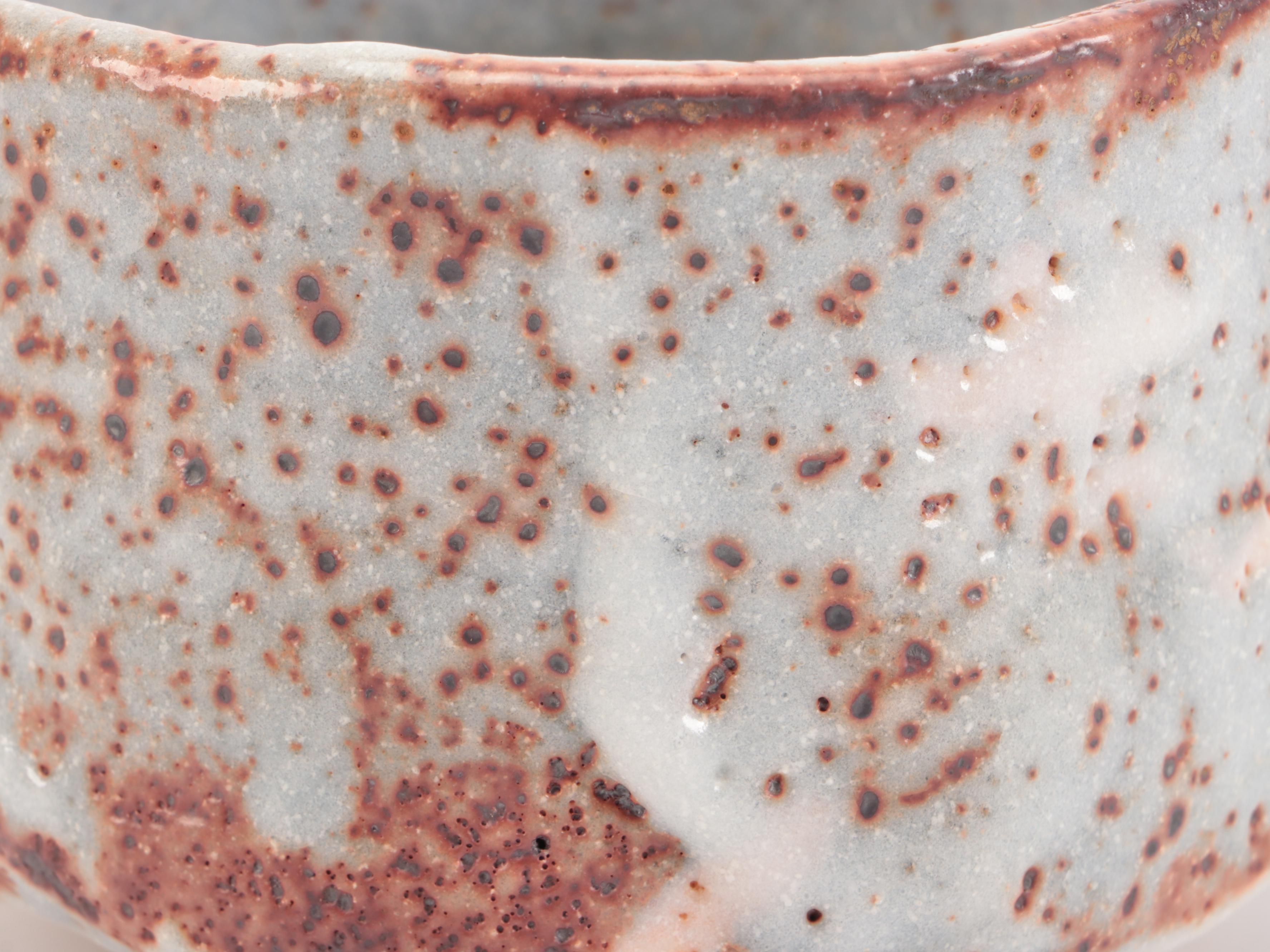 Japanese Ichi Asahi Mino Stoneware Tea Bowl with Presentation Box, Certificate