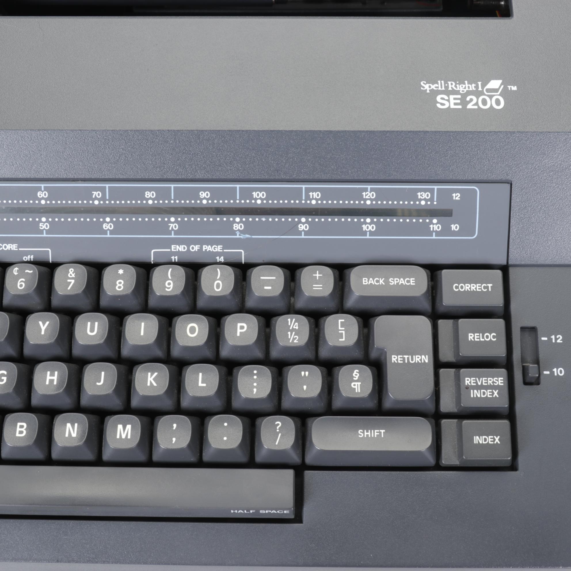 Smith-Corona "Spell Right I" SE 200 Electric Typewriter with Case