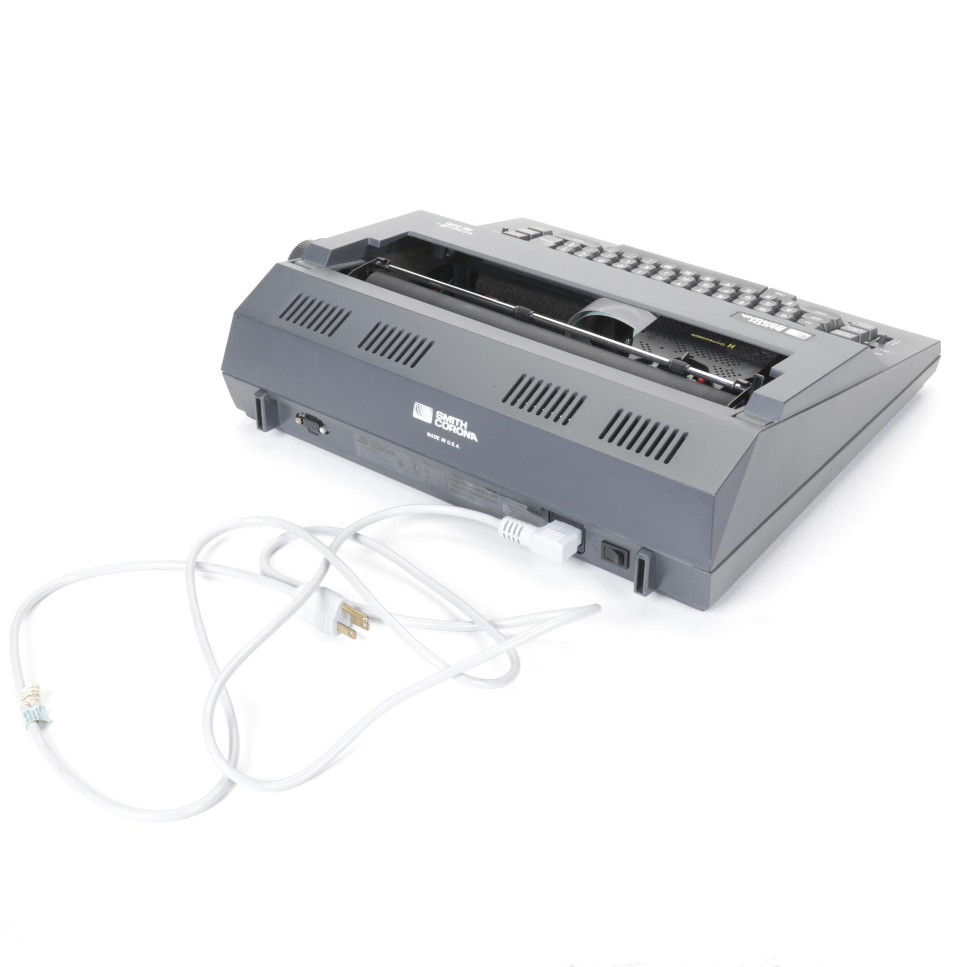 Smith-Corona "Spell Right I" SE 200 Electric Typewriter with Case