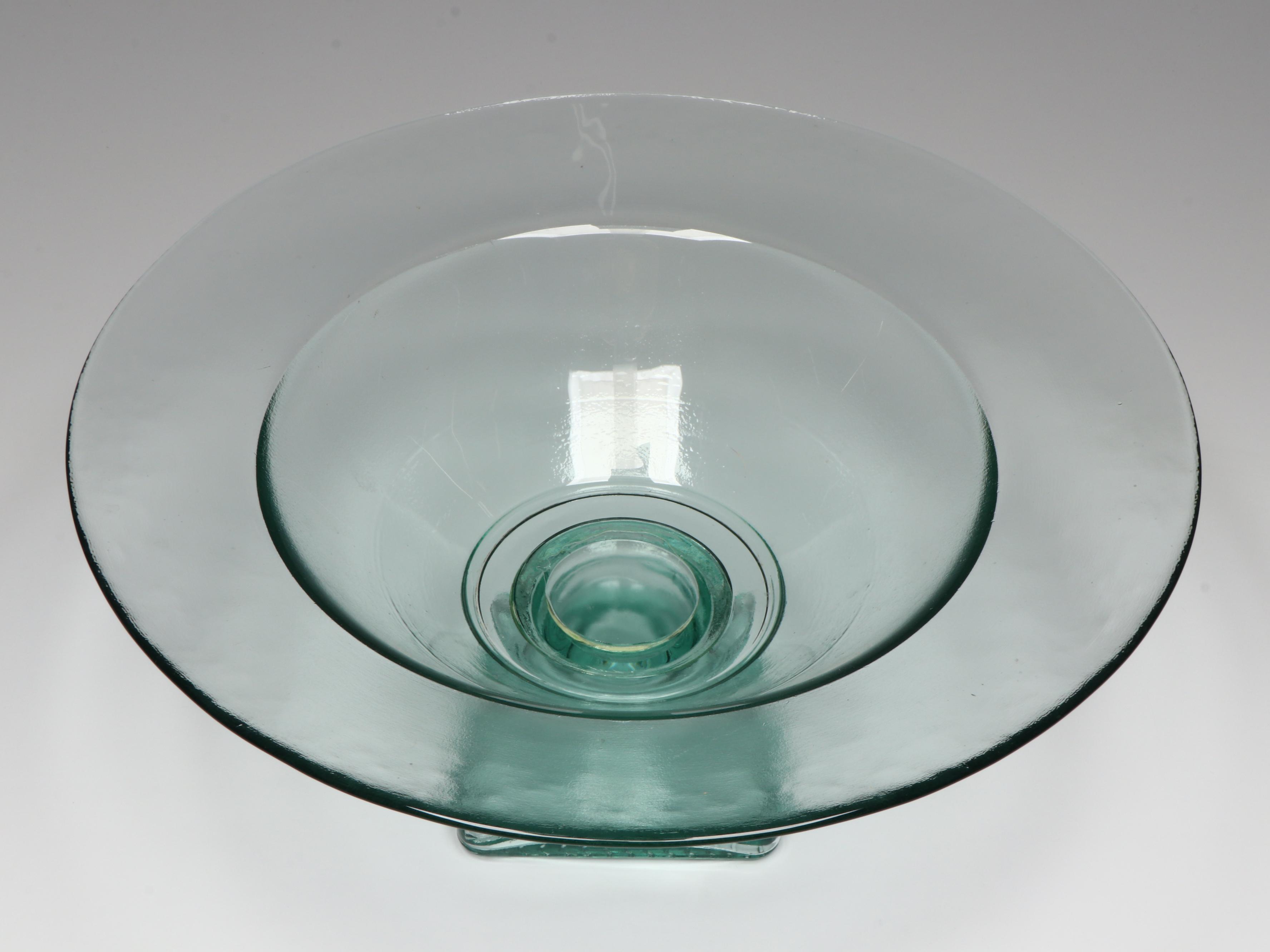 Glass Centerpiece Bowl on Pedestal Base
