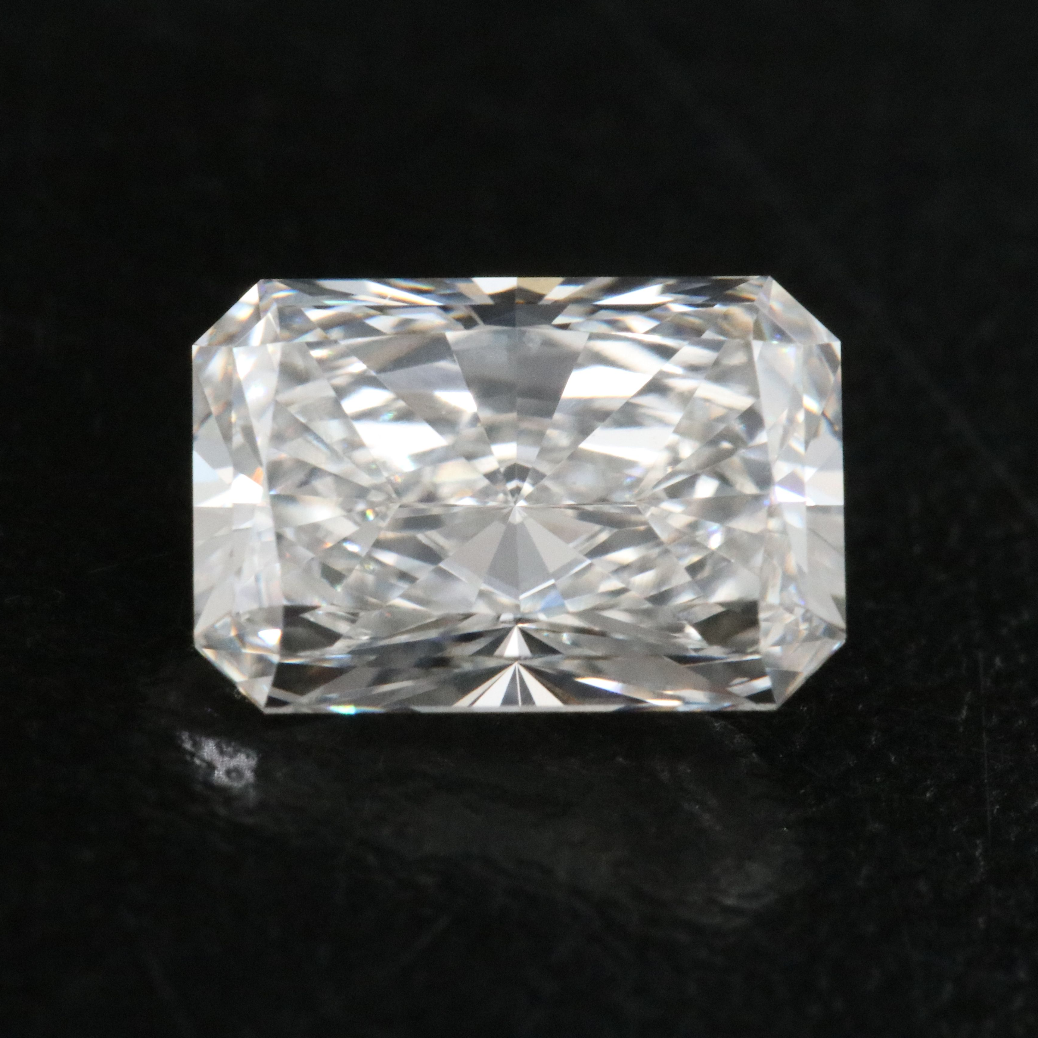Loose 1.88 CT Lab Grown Diamond with IGI Report