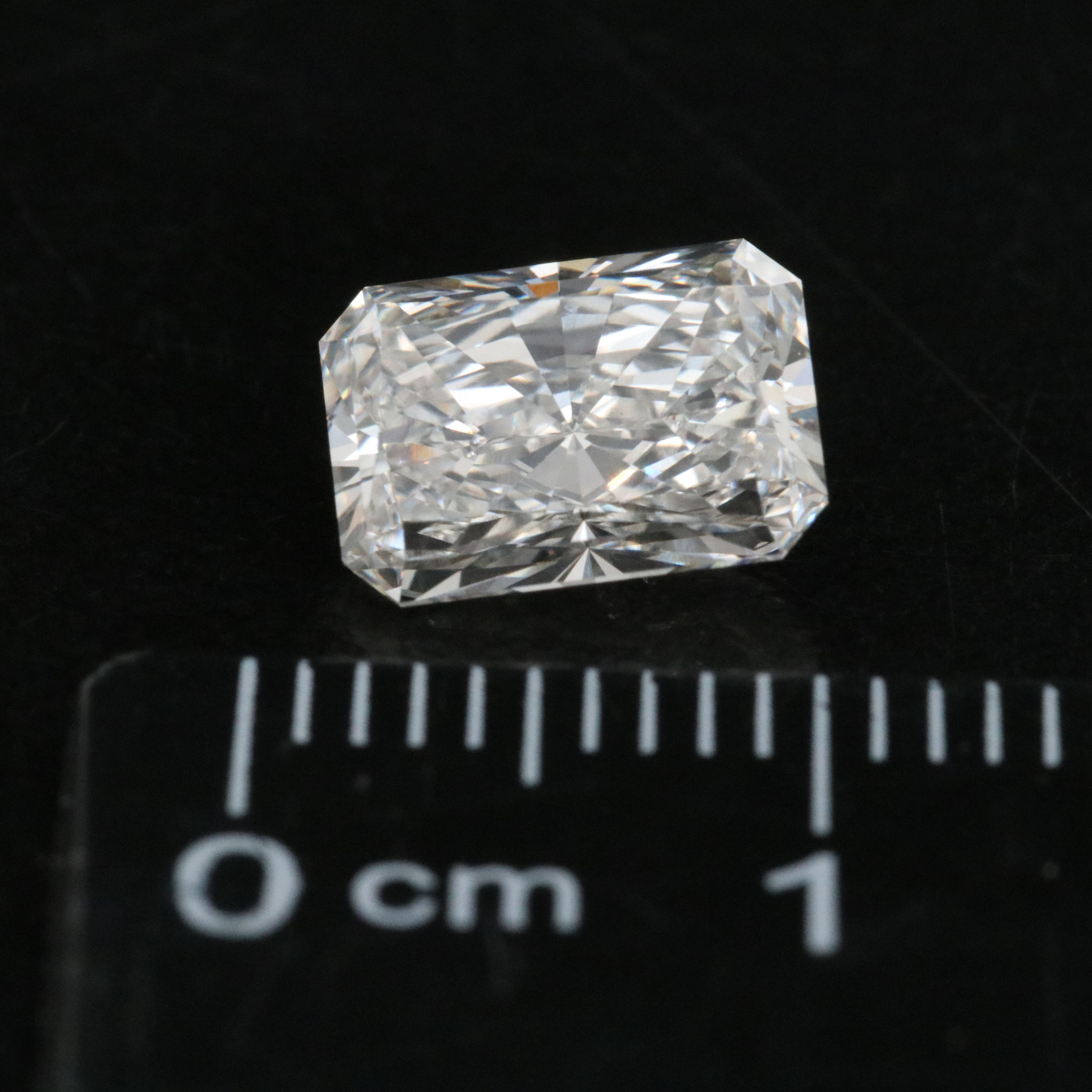 Loose 1.88 CT Lab Grown Diamond with IGI Report