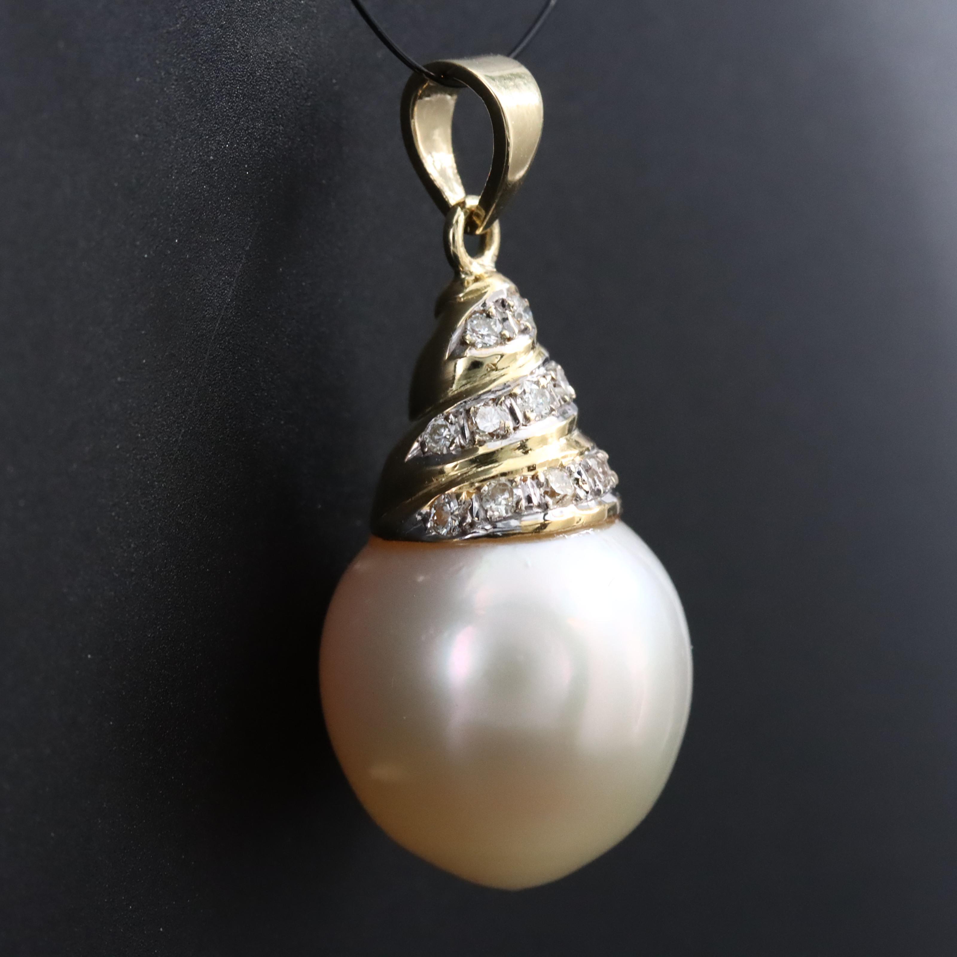 18K Pearl and Diamond Pendant