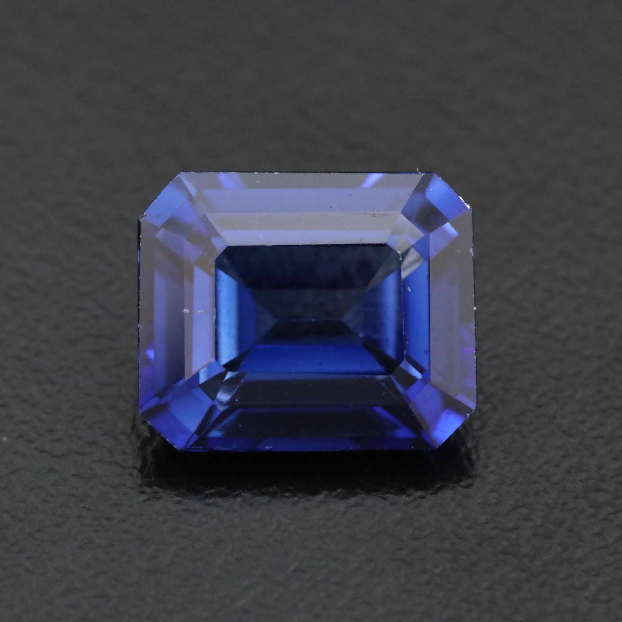 Loose 7.30 CT Lab Grown Sapphire