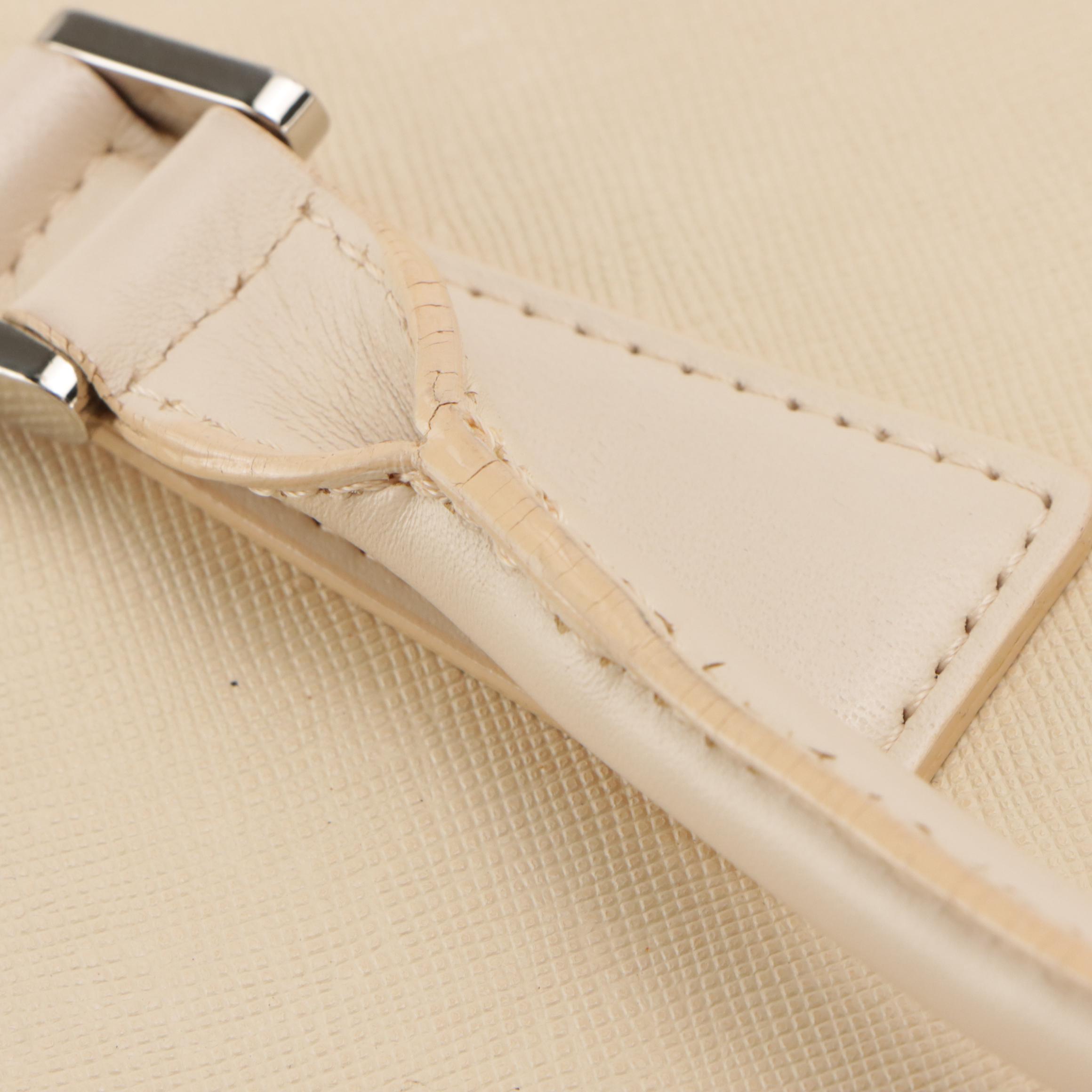 Burberry Shoulder Bag in Off-White Leather