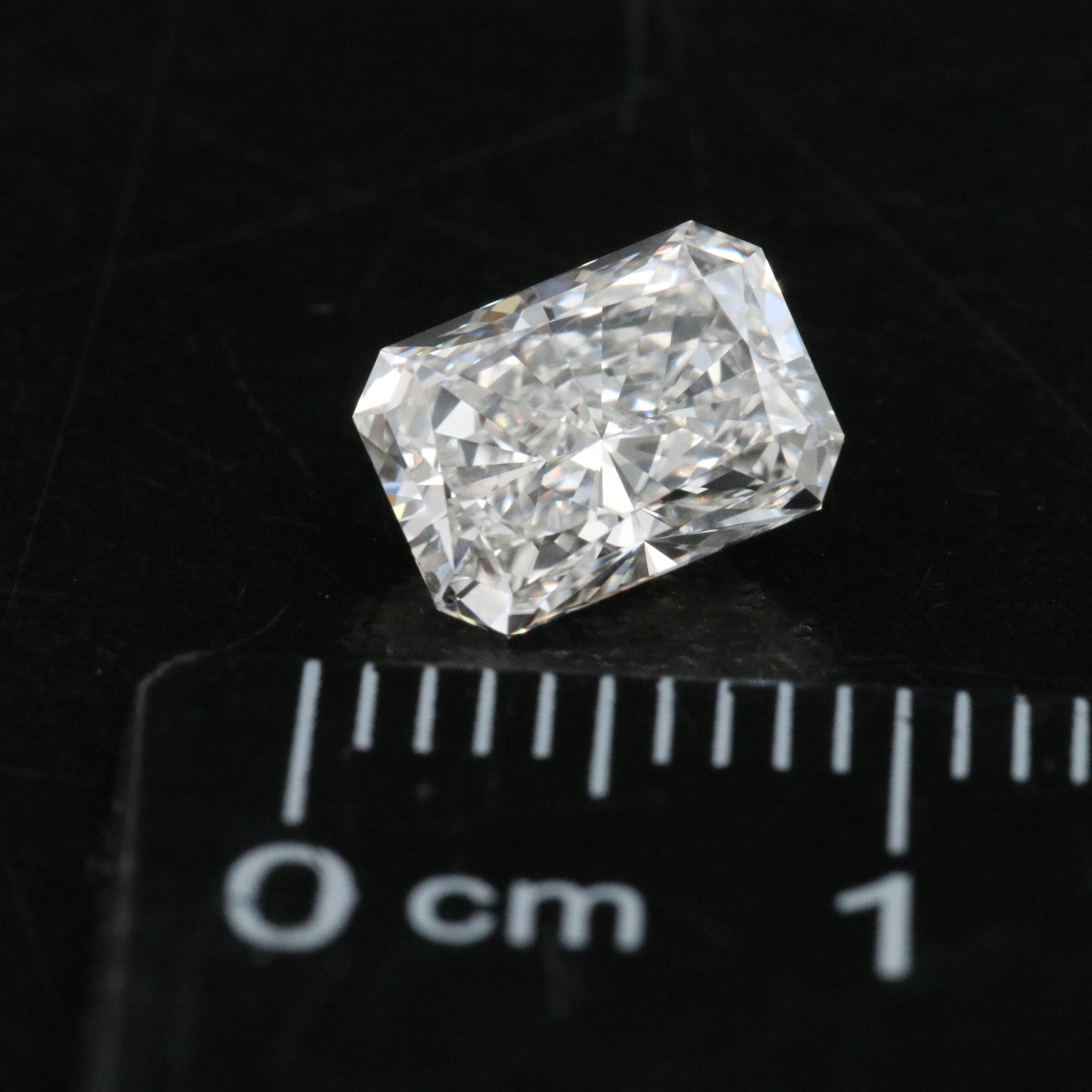 Loose 1.38 CT Lab Grown Diamond with IGI Report