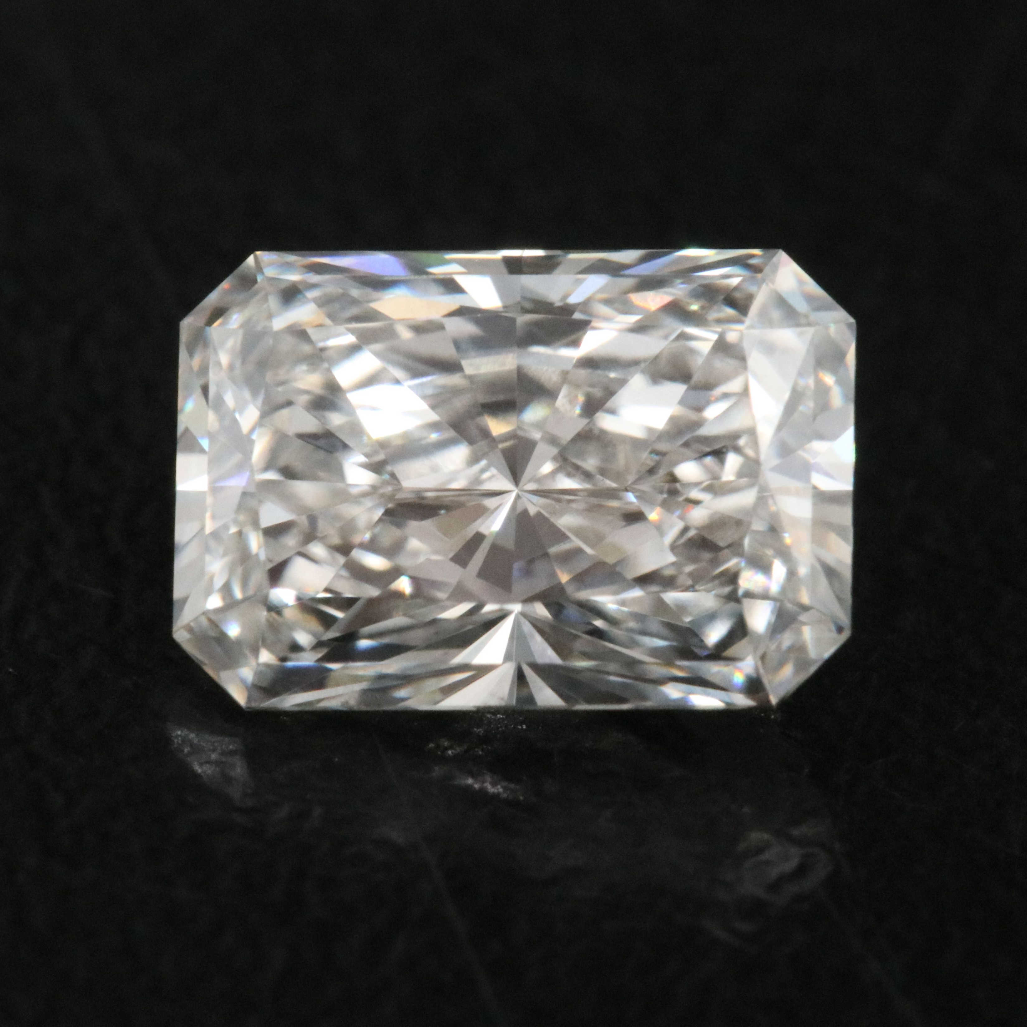 Loose 1.59 CT Lab Grown Diamond with IGI Report