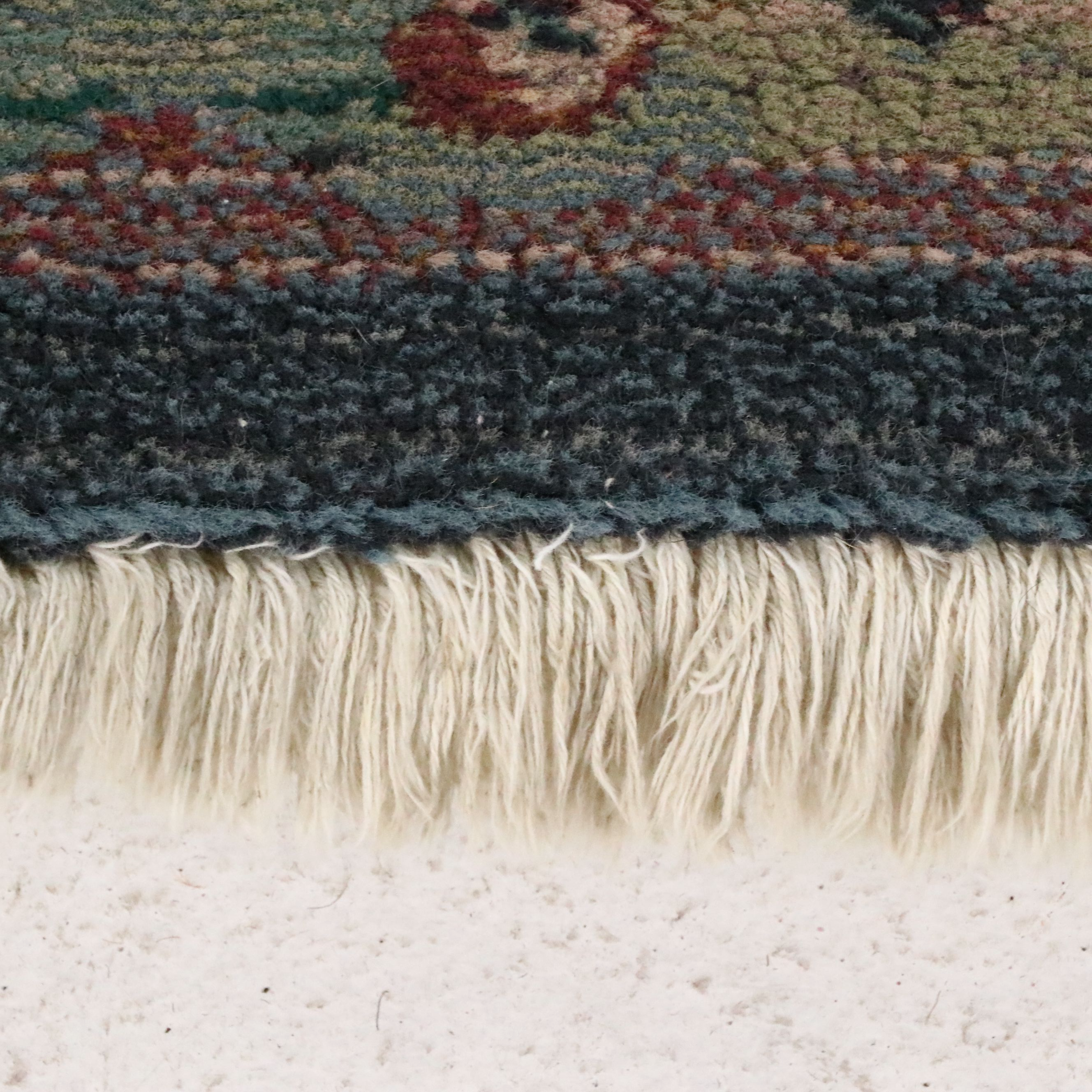 5'4 x 7'8 Machine Made Egyptian Oriental Weavers "Old Masters" Area Rug, Rug Set