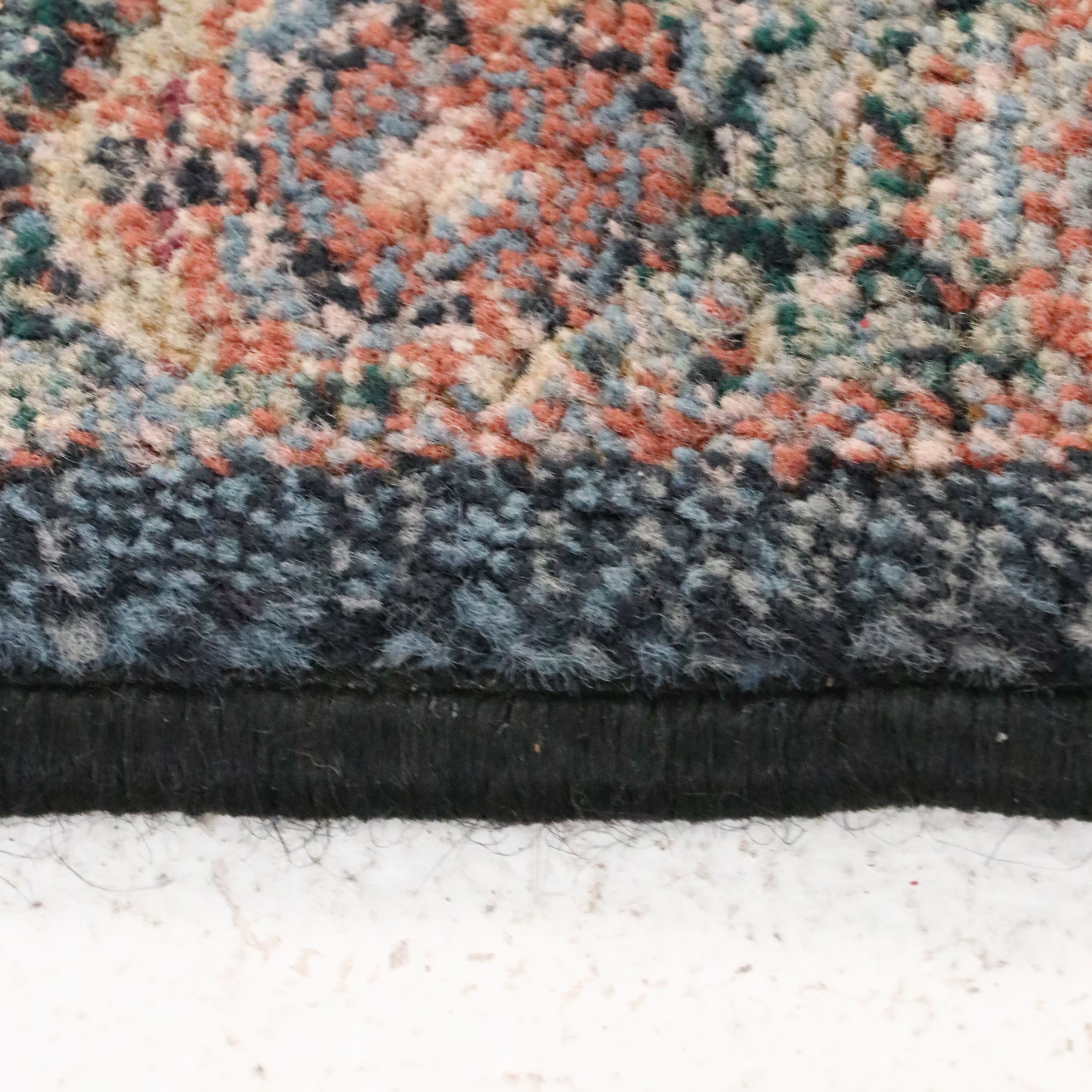 5'4 x 7'8 Machine Made Egyptian Oriental Weavers "Old Masters" Area Rug, Rug Set