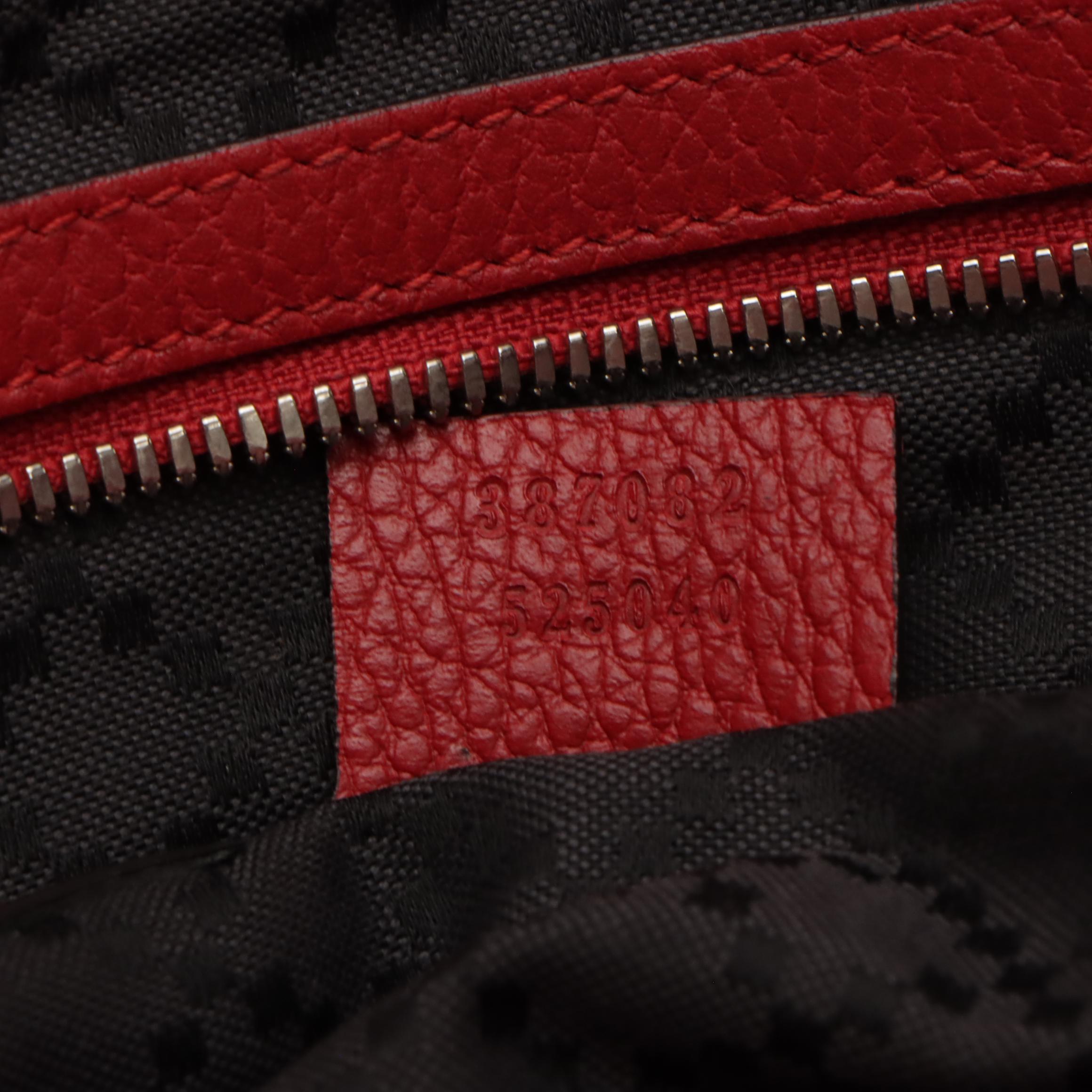 Gucci Front-Flap Portfolio Clutch in Red Grained Calfskin Leather