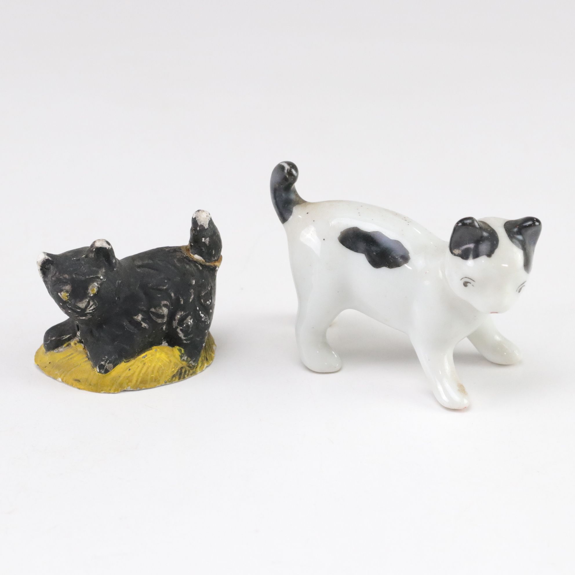 Hand-Painted Japanse Porcelain Cat Figurines