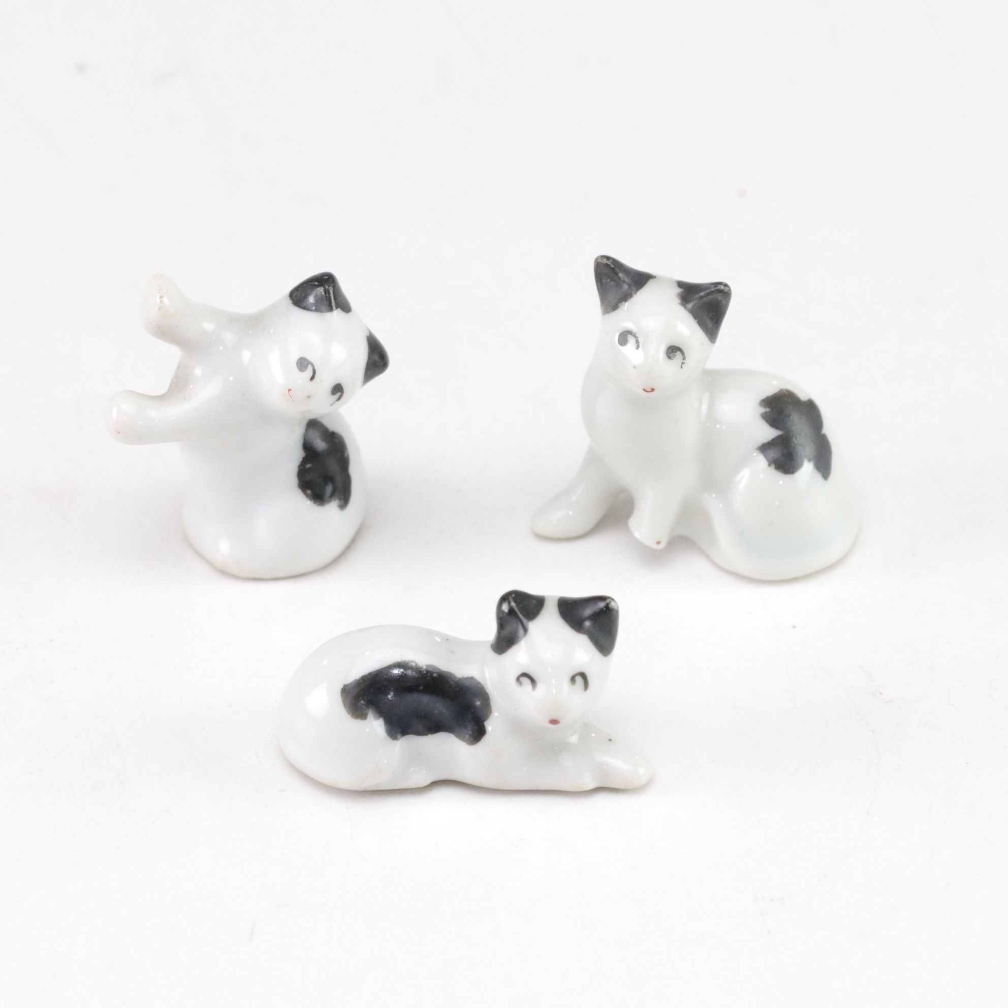 Hand-Painted Japanse Porcelain Cat Figurines