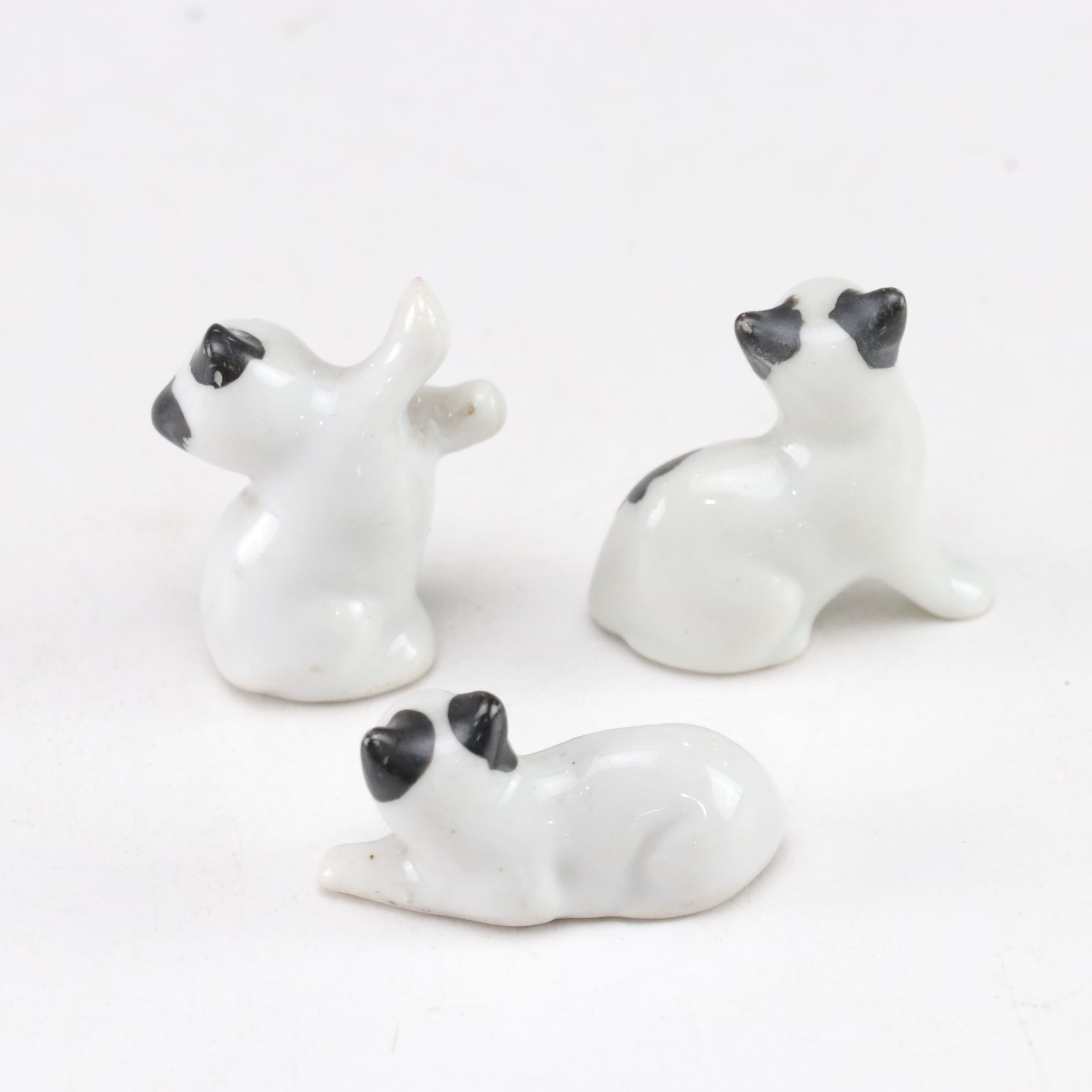 Hand-Painted Japanse Porcelain Cat Figurines