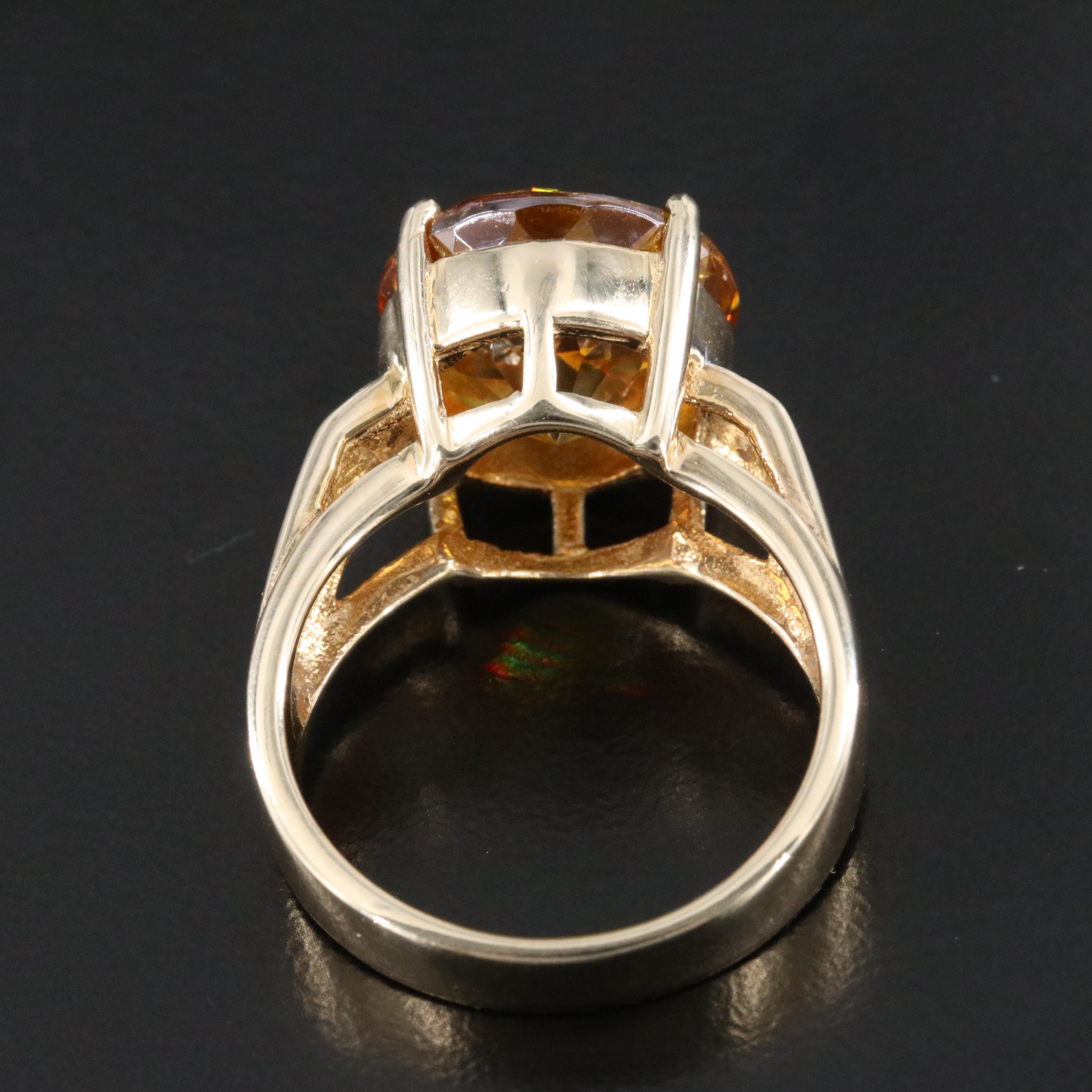10K Sphalerite and Diamond Ring