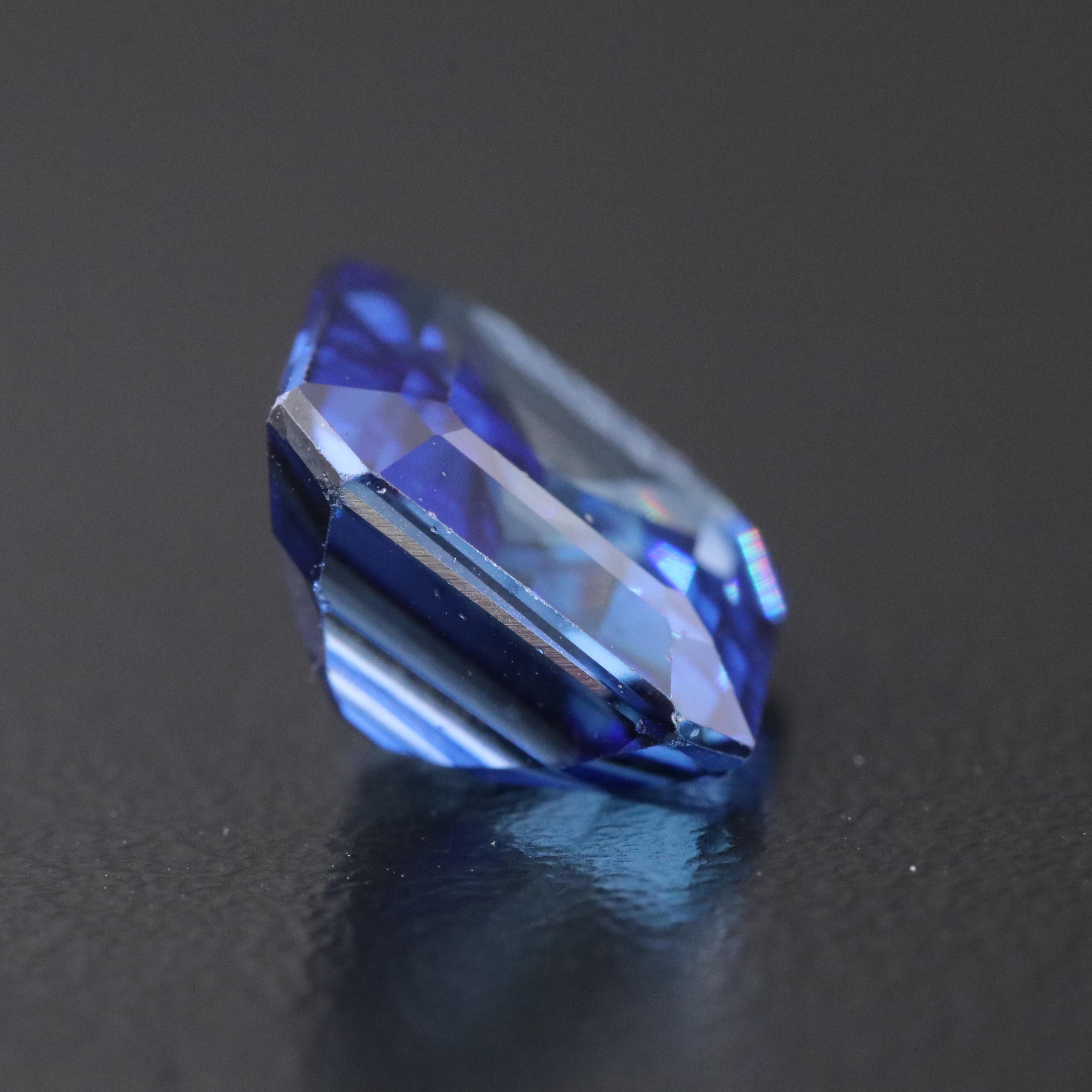 Loose 7.71 CT Lab Grown Sapphire