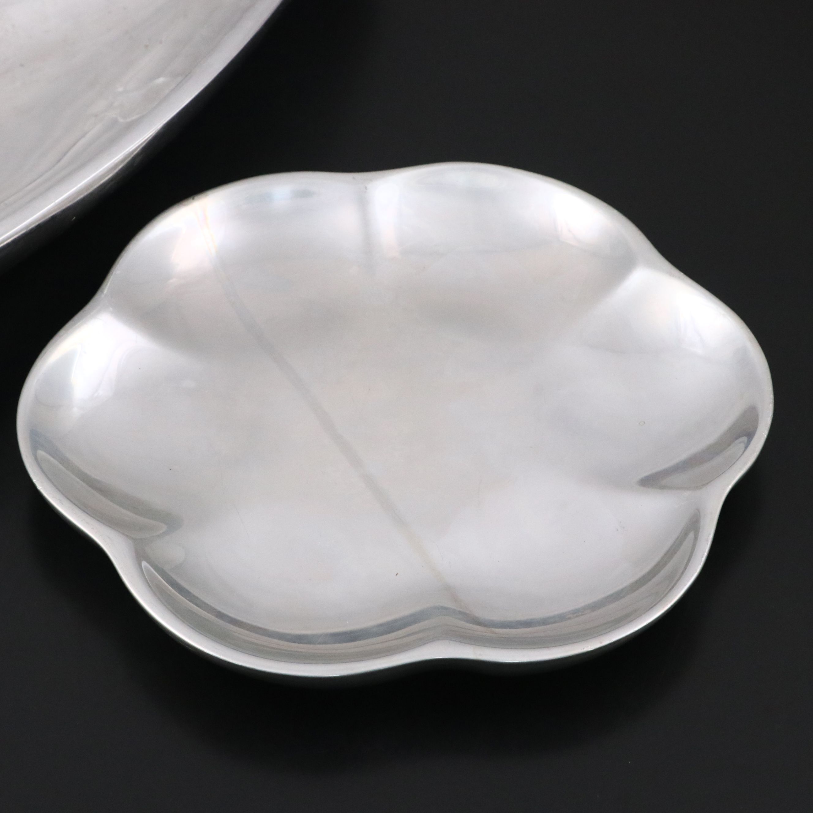 Nambé Scalloped and Oval Metal Trays