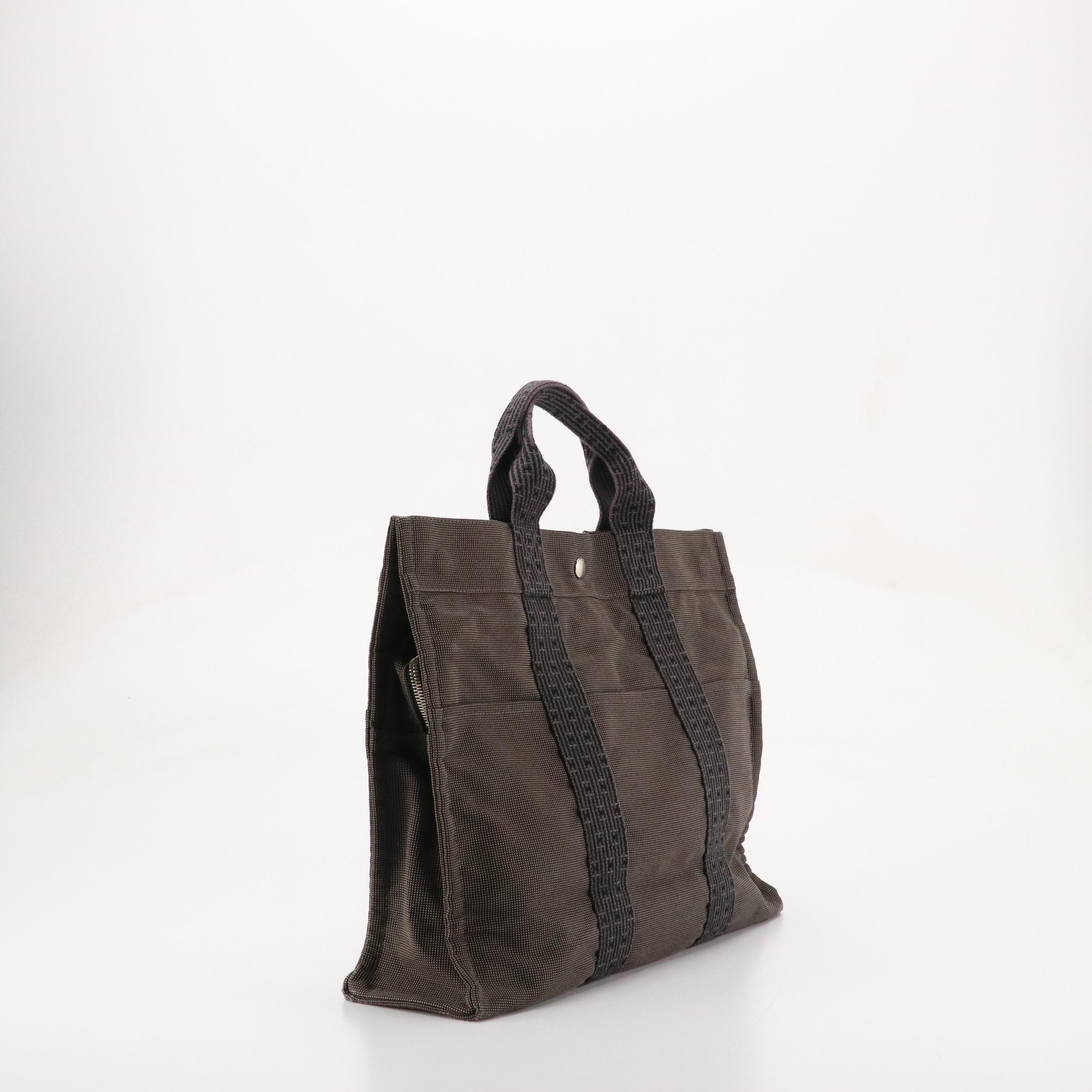 Hermès Toile Canvas Herline MM Tote in Black/Grey