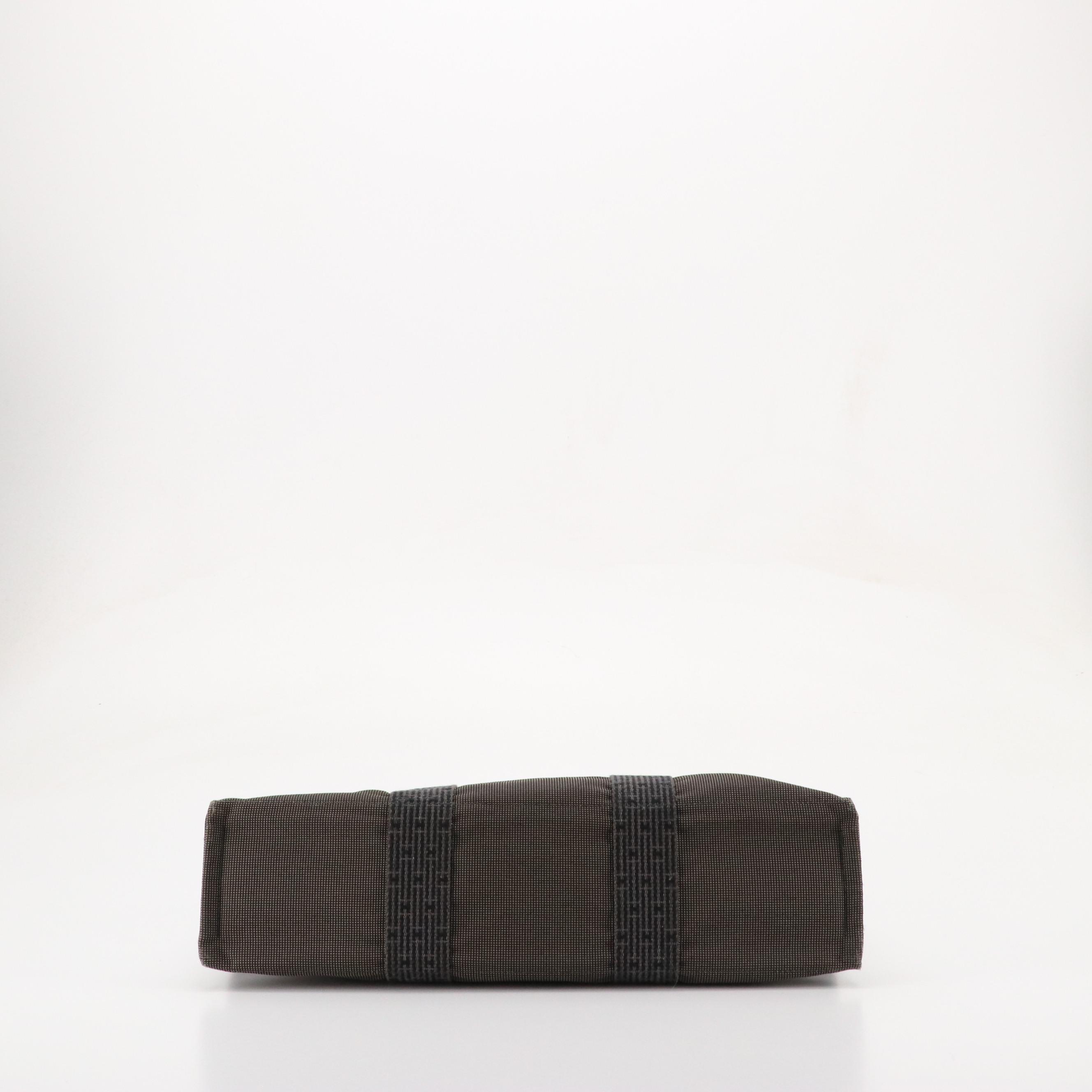 Hermès Toile Canvas Herline MM Tote in Black/Grey