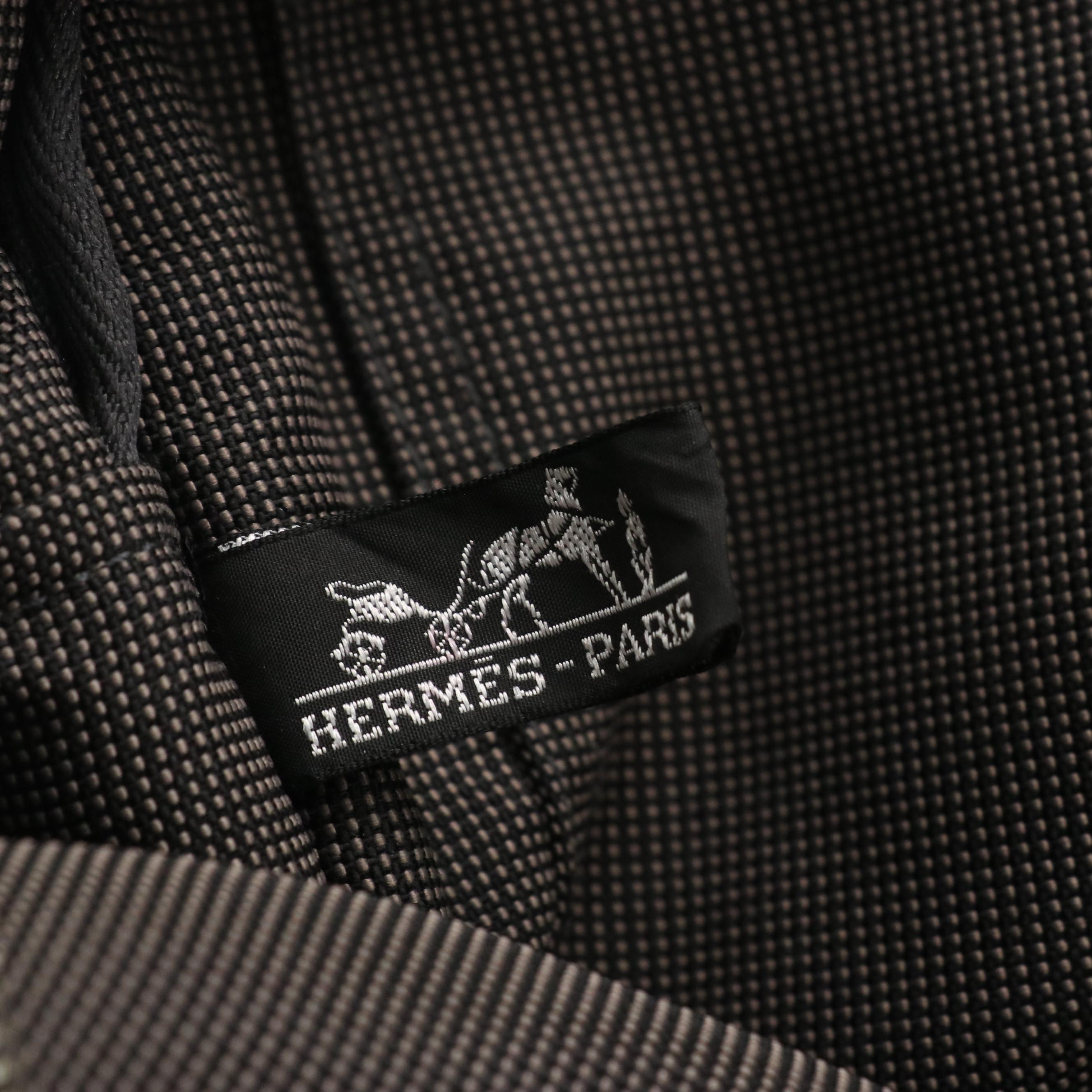 Hermès Toile Canvas Herline MM Tote in Black/Grey