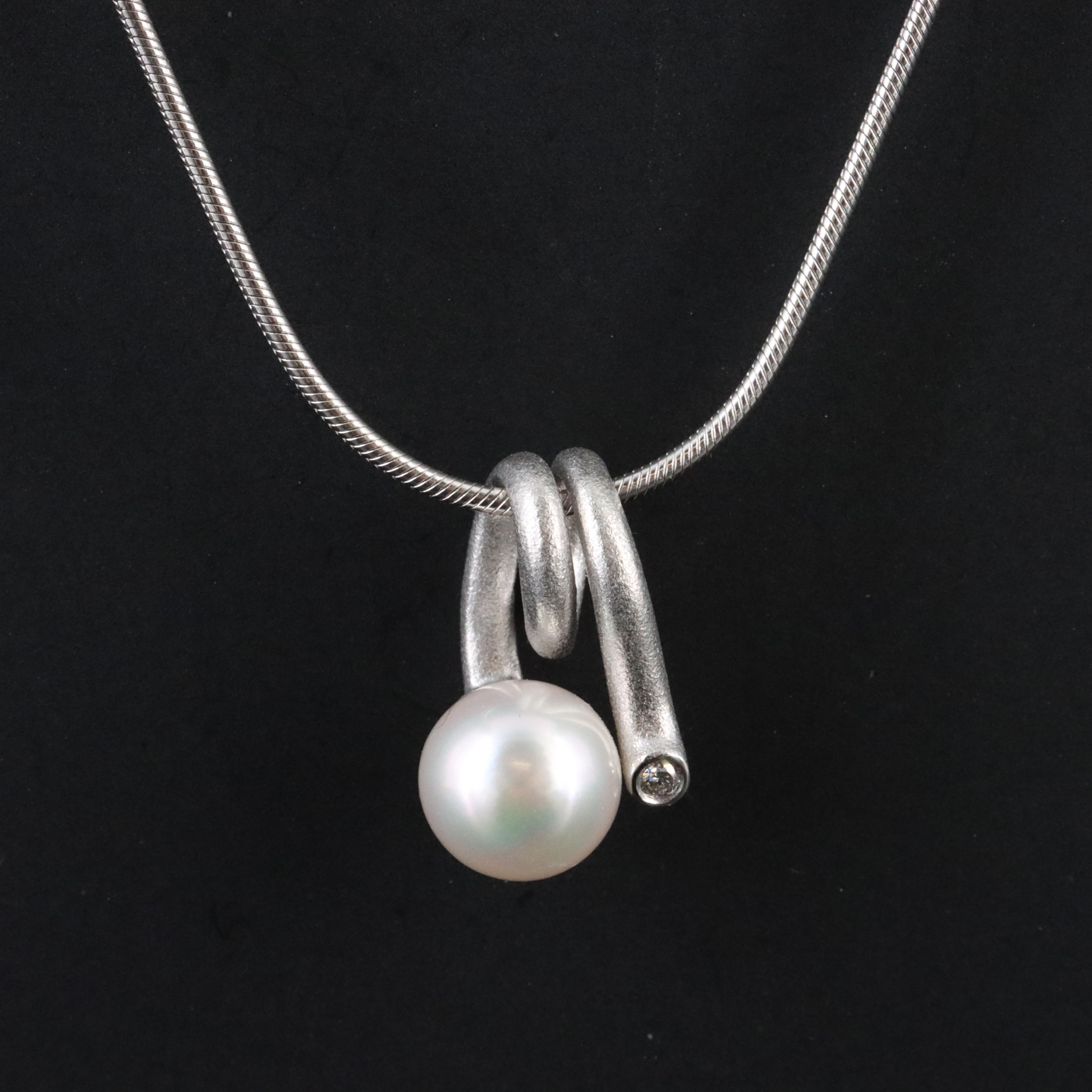 14K Pearl and Diamond Pendant Necklace