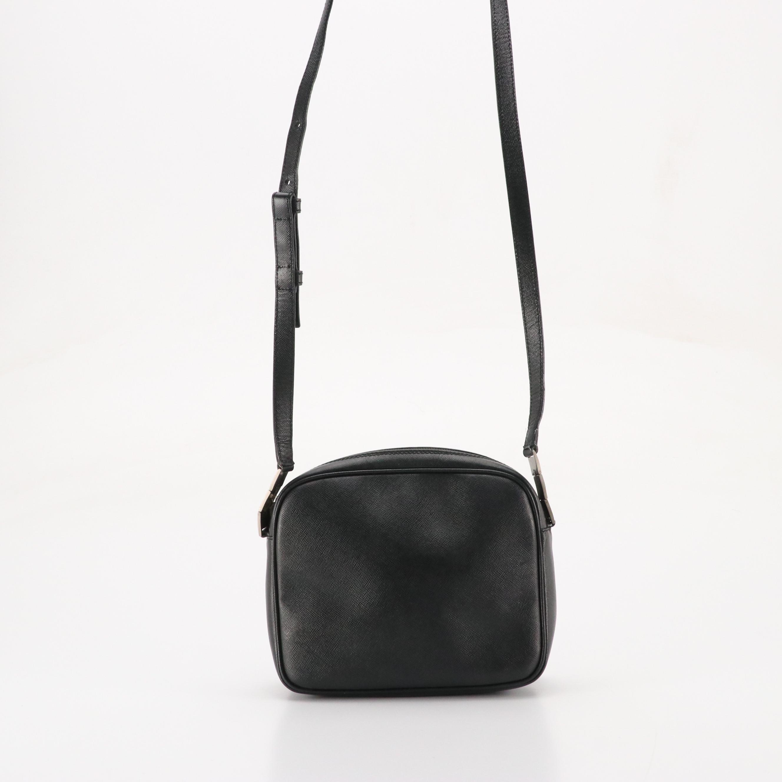 Salvatore Ferragamo Vara Chain Accented Crossbody Bag in Black Leather