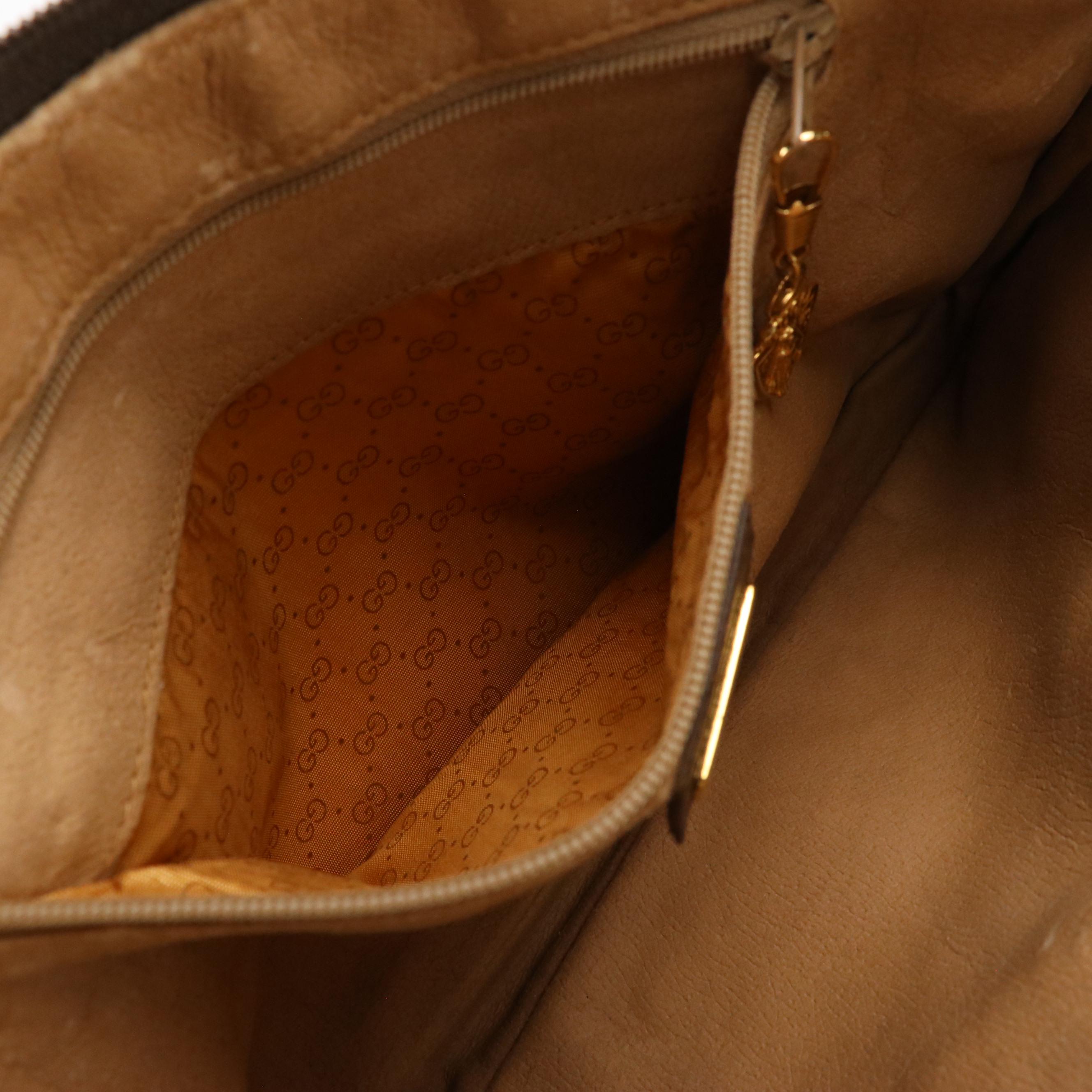 Gucci Vintage Zip Clutch in GG Supreme Coated Canvas and Brown Leather Trim