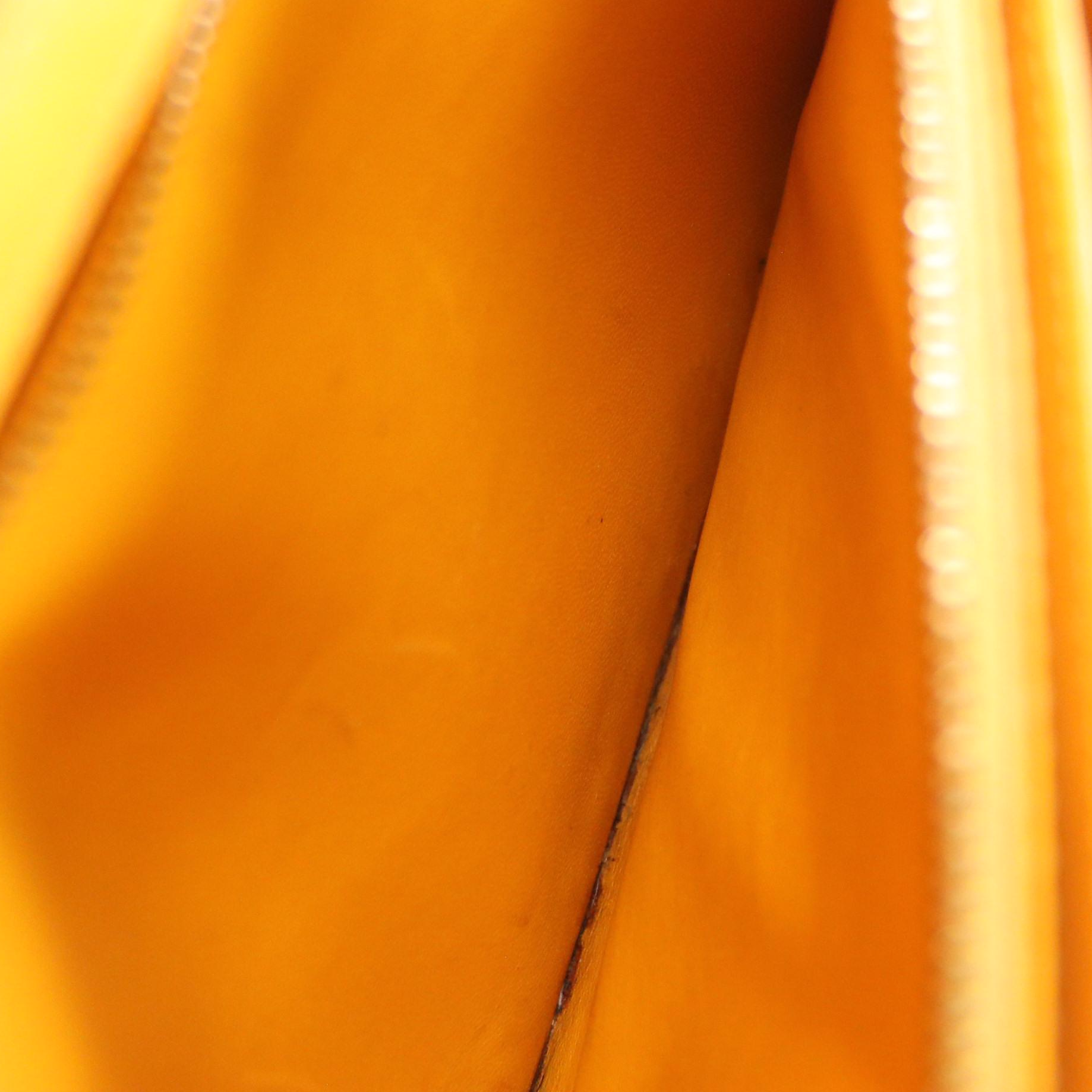 Céline Classic Box Flap Crossbody Bag in Smooth Calfskin Leather