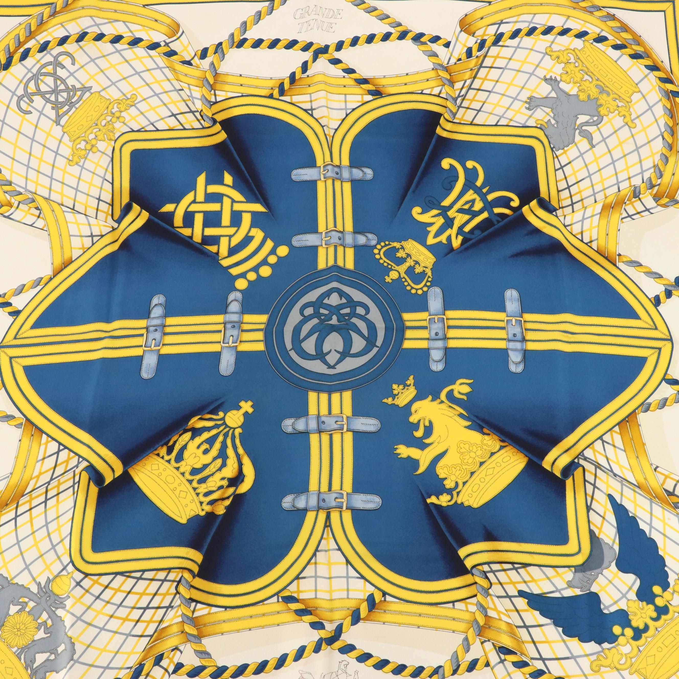 Hermès Early Issue "Grande Tenue" Scarf 90 in Silk Twill