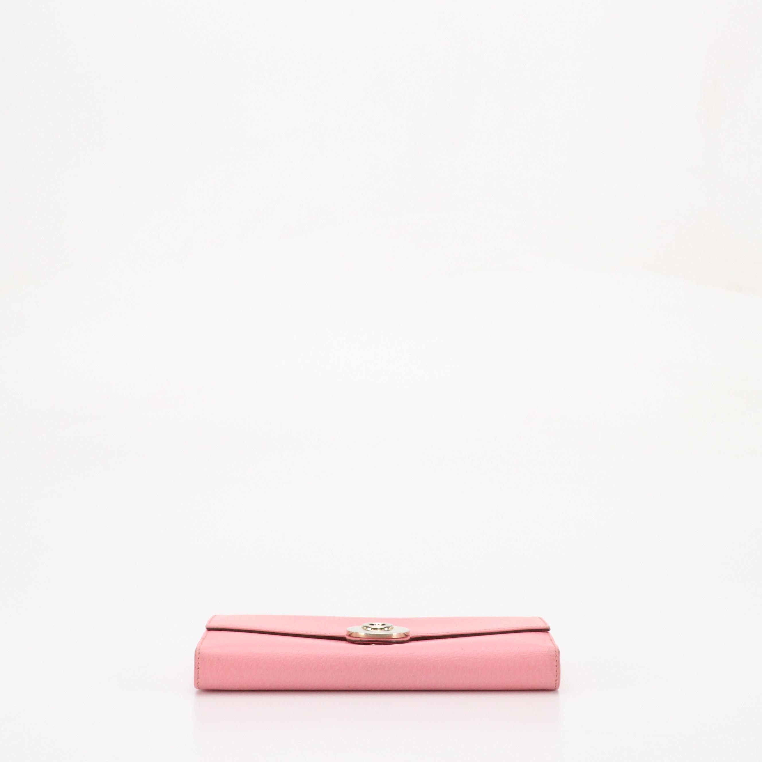 Gucci Eclipse Continental Wallet in Bubblegum Pink Cinghiale Leather