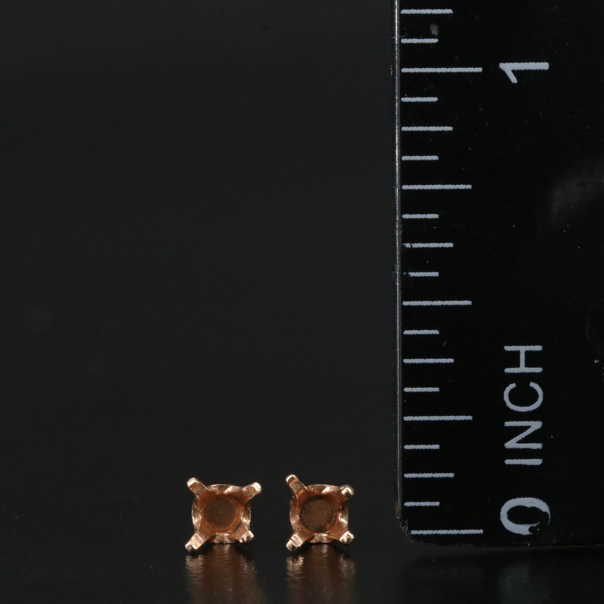 14K Open Mount Stud Earrings
