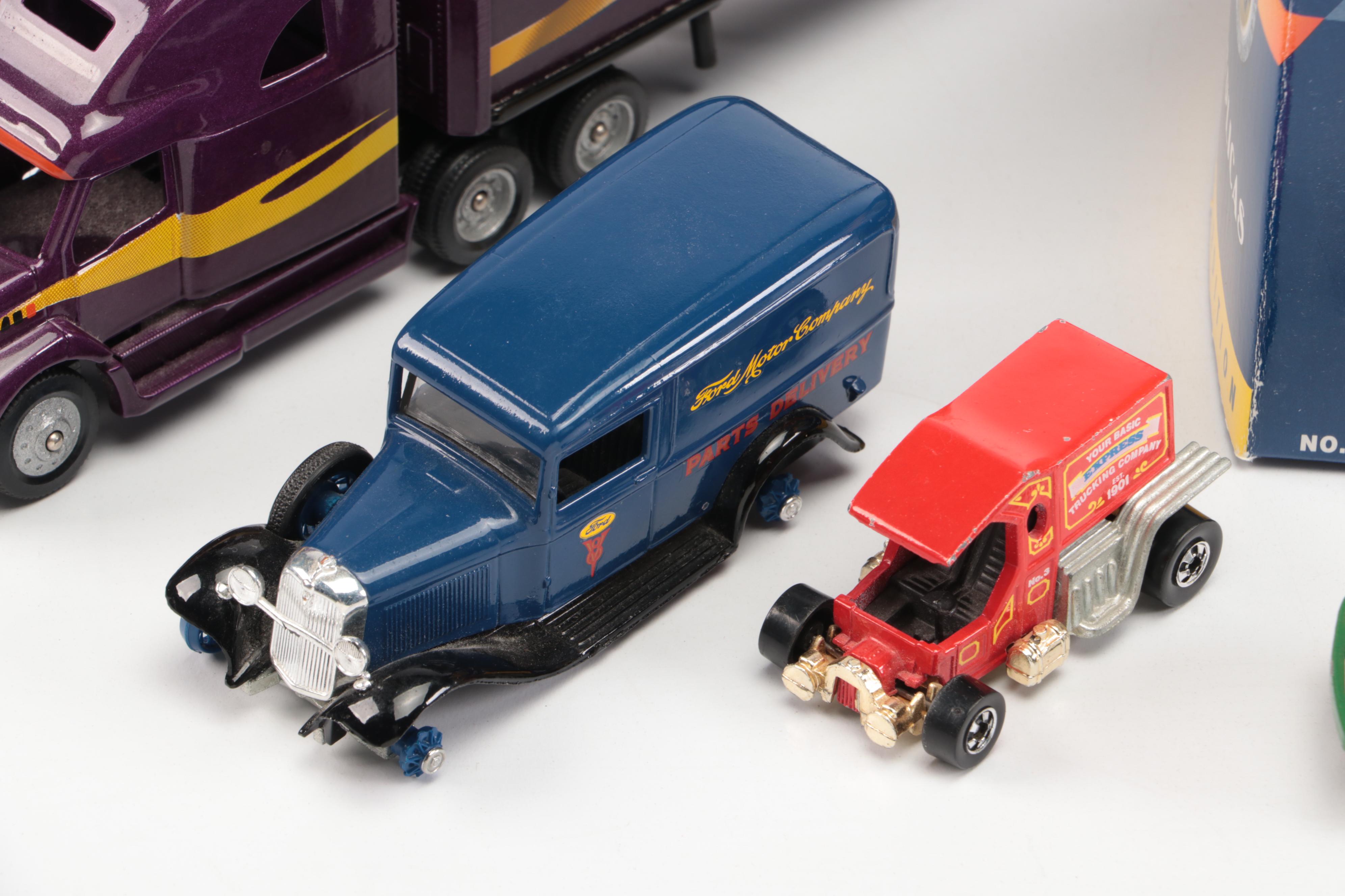 MotorMax "1956 Ford Thunderbird" with Hot Wheels "T-Totaller" and More Cars