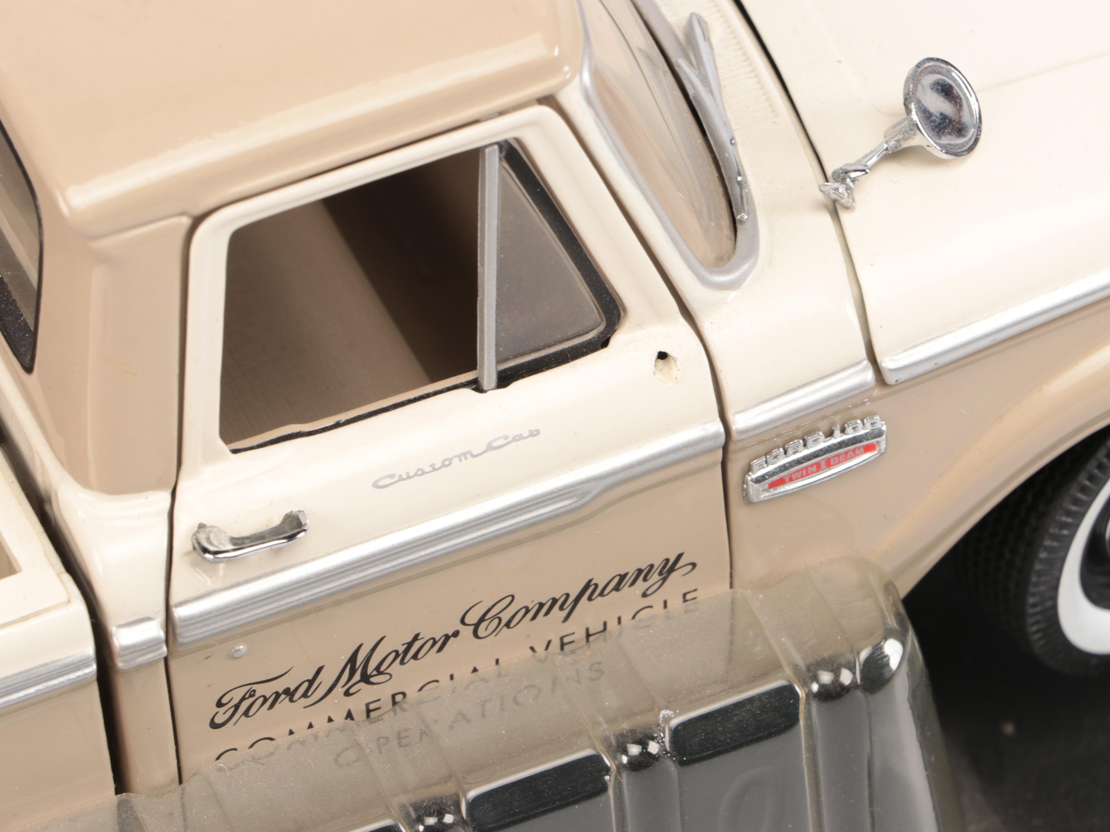 MotorMax "1956 Ford Thunderbird" with Hot Wheels "T-Totaller" and More Cars