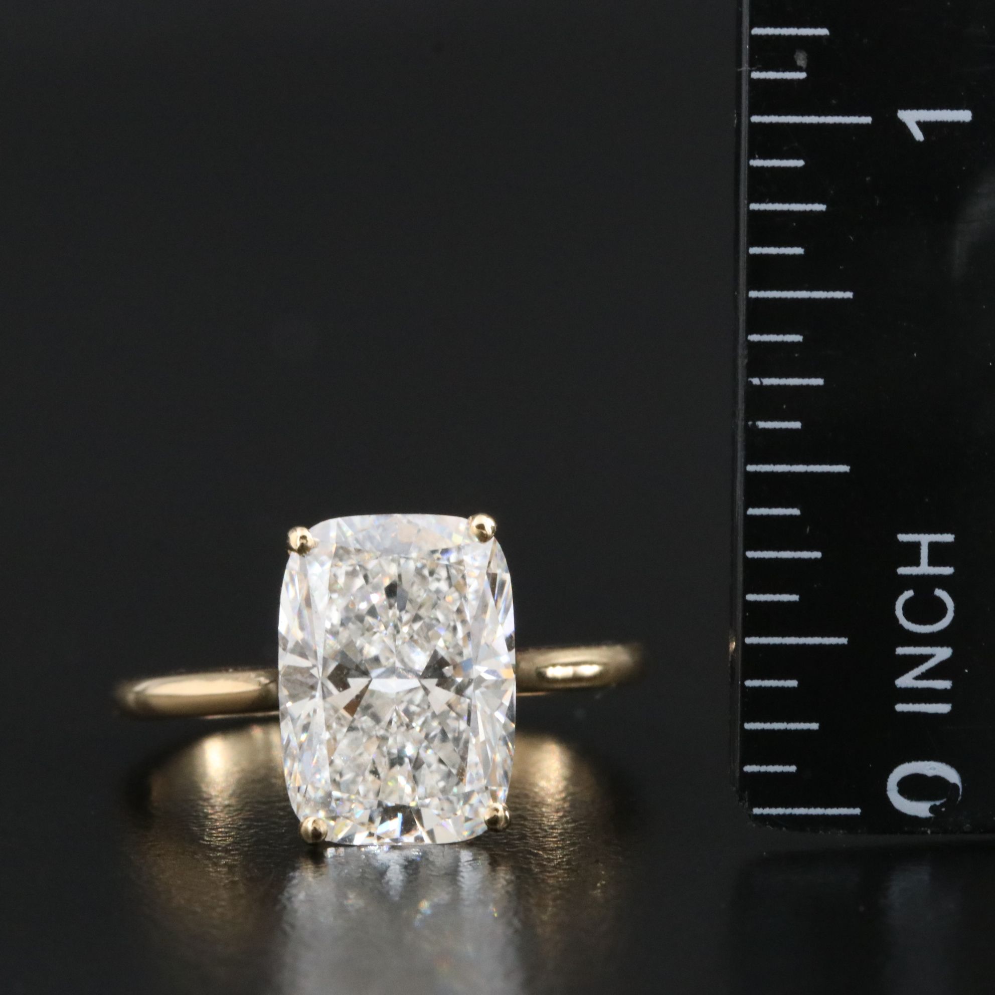 18K 5.03 CT Lab Grown Diamond Solitaire Ring with IGI Report
