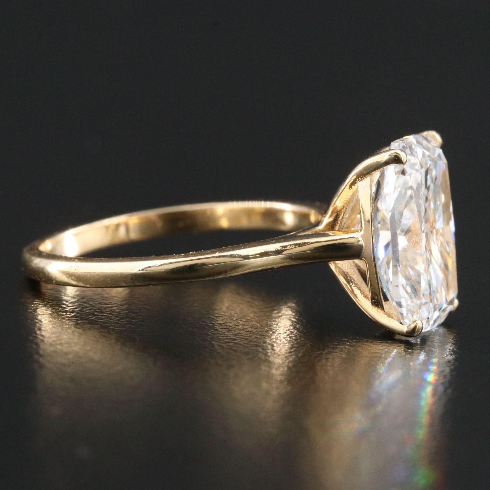 18K 5.03 CT Lab Grown Diamond Solitaire Ring with IGI Report