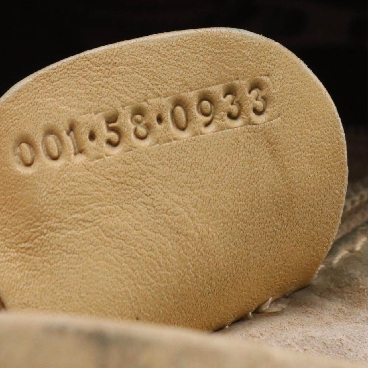 Gucci Interlocking GG Drawstring Bucket Bag in Grained/Smooth Leather