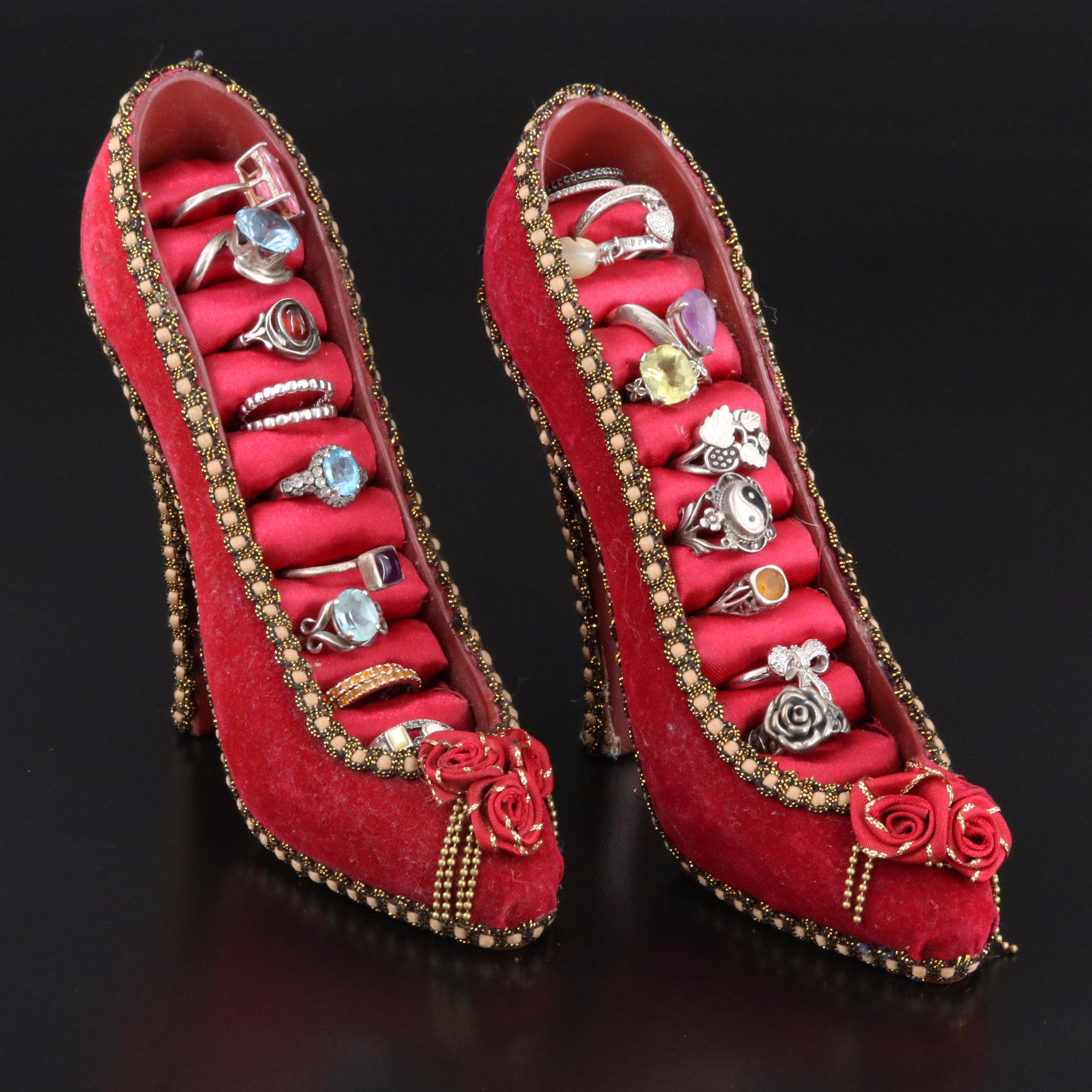 Sterling Ring Collection Including Amethyst, Amber and Shoe Ring Displays