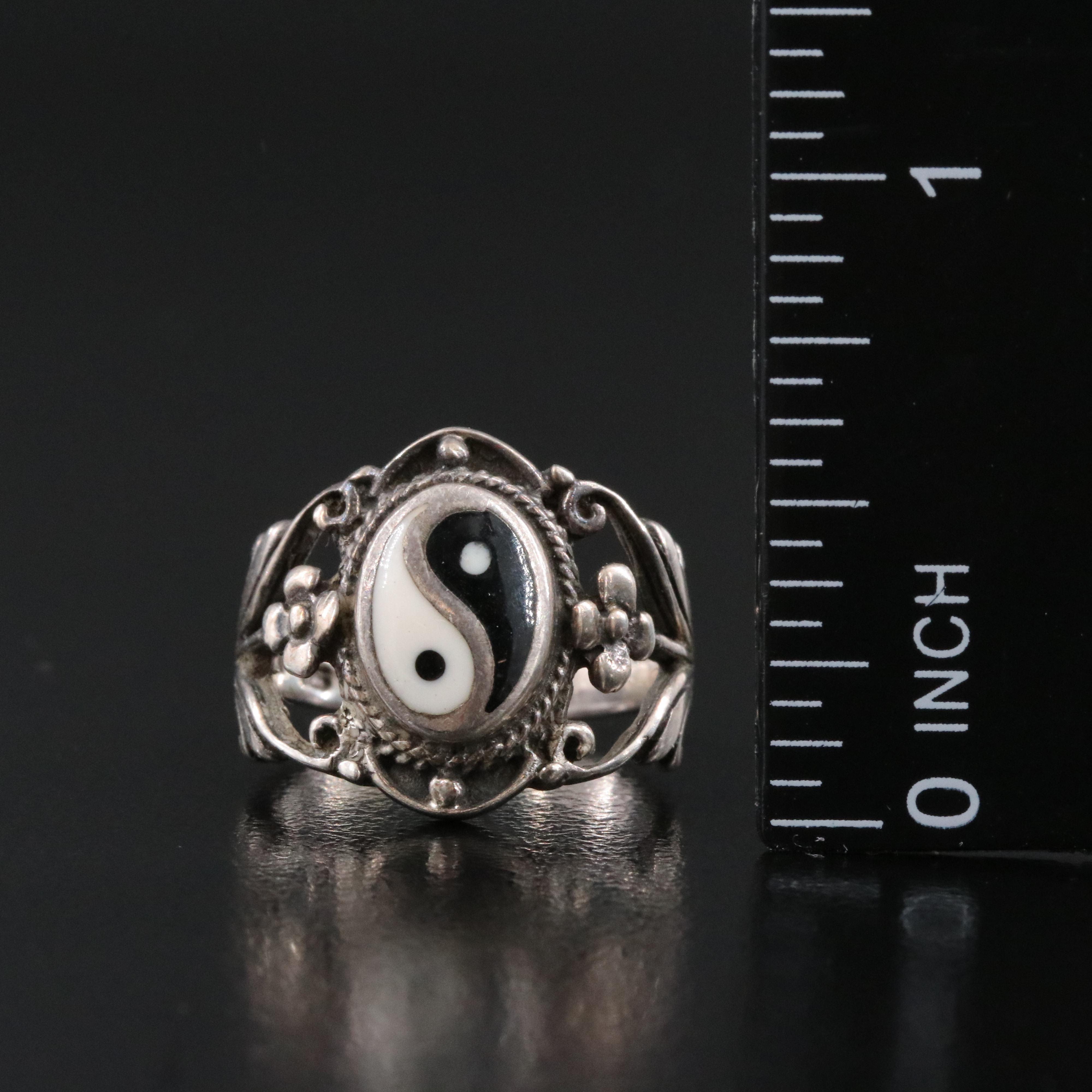 Sterling Ring Collection Including Amethyst, Amber and Shoe Ring Displays