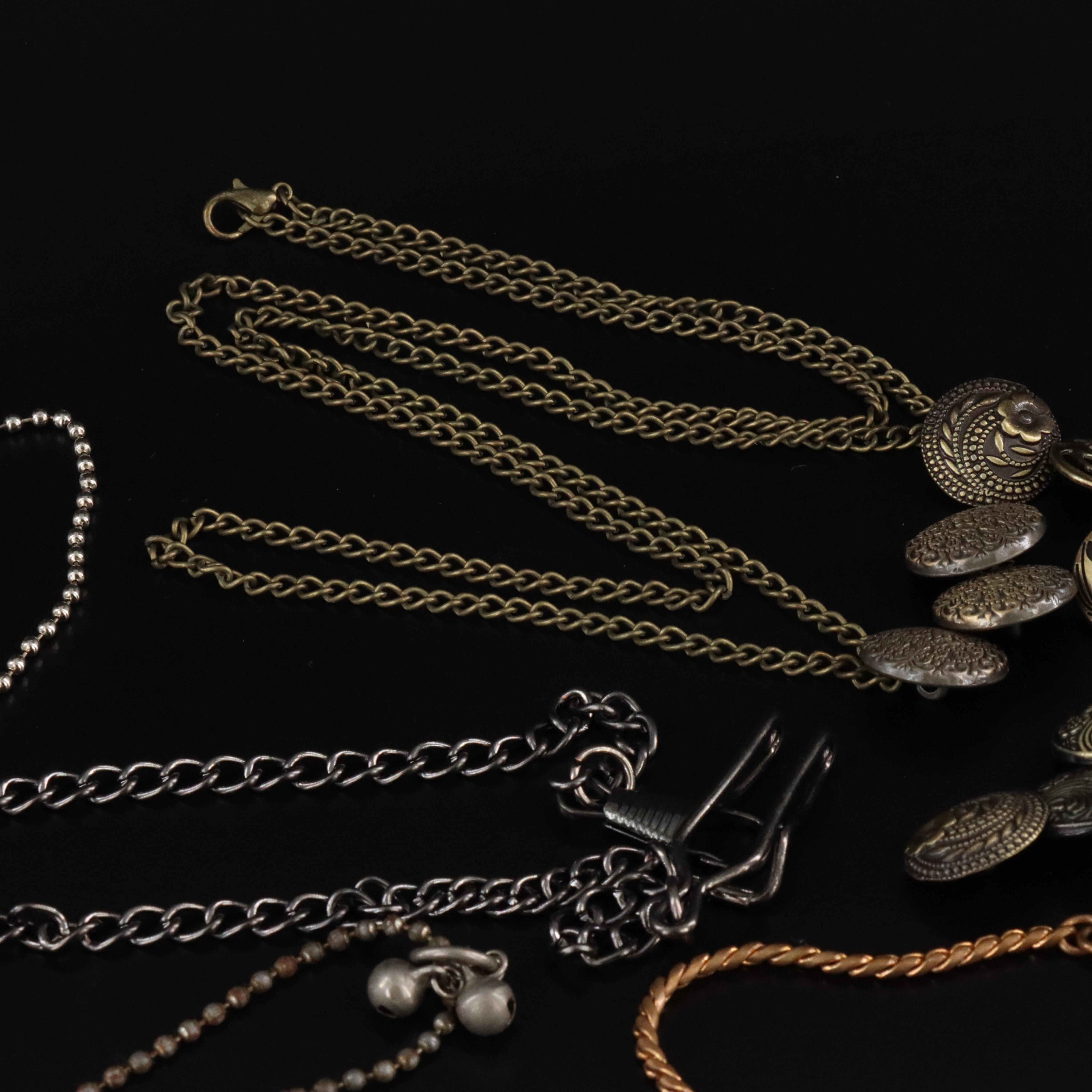 Jasper and Quartz Featured in Jewelry Collection